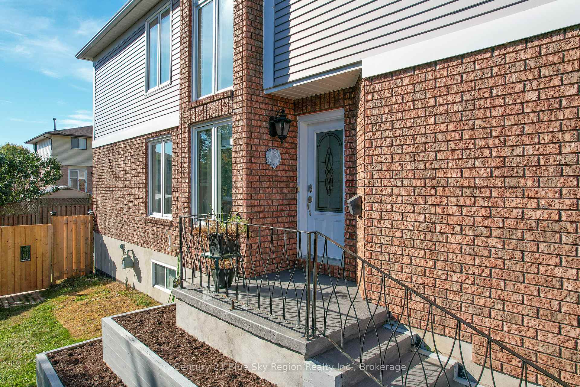 Photo 35 of 166 Cloverbrae Crescent, North Bay, Ferris — HOMEH