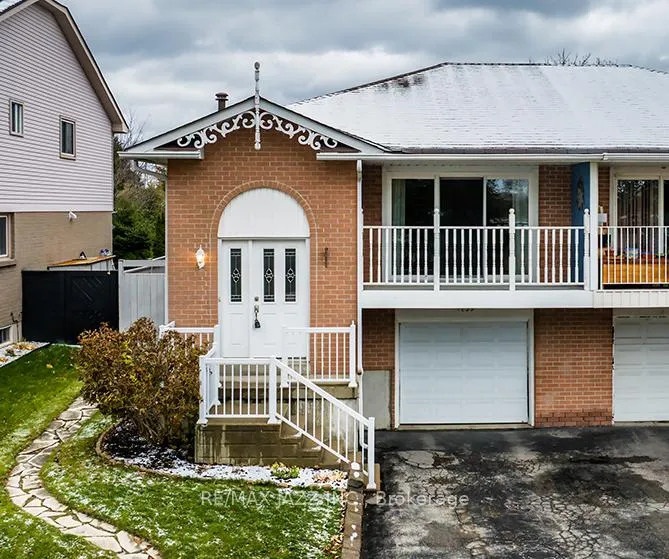 Front of 1259 Sunningdale Avenue