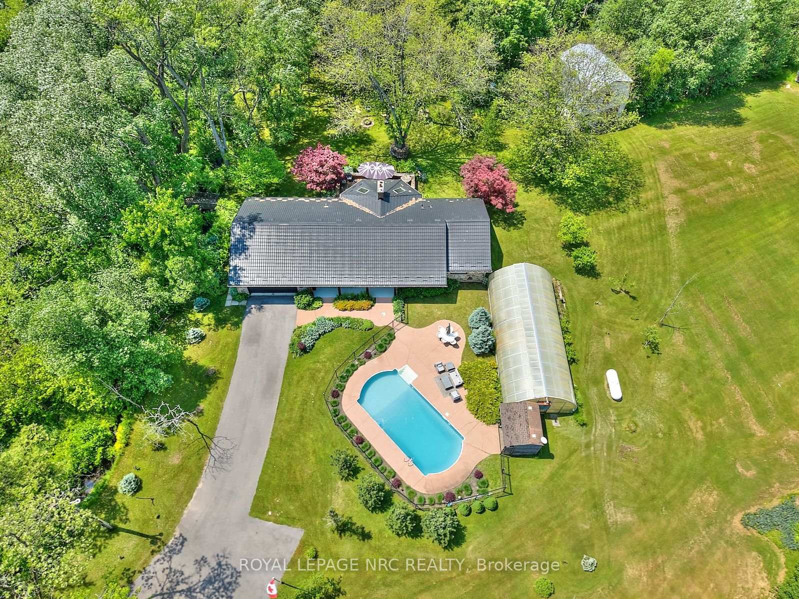 Photo 1 of 2834 McSherry Lane, Pelham, Fonthill — HOMEH