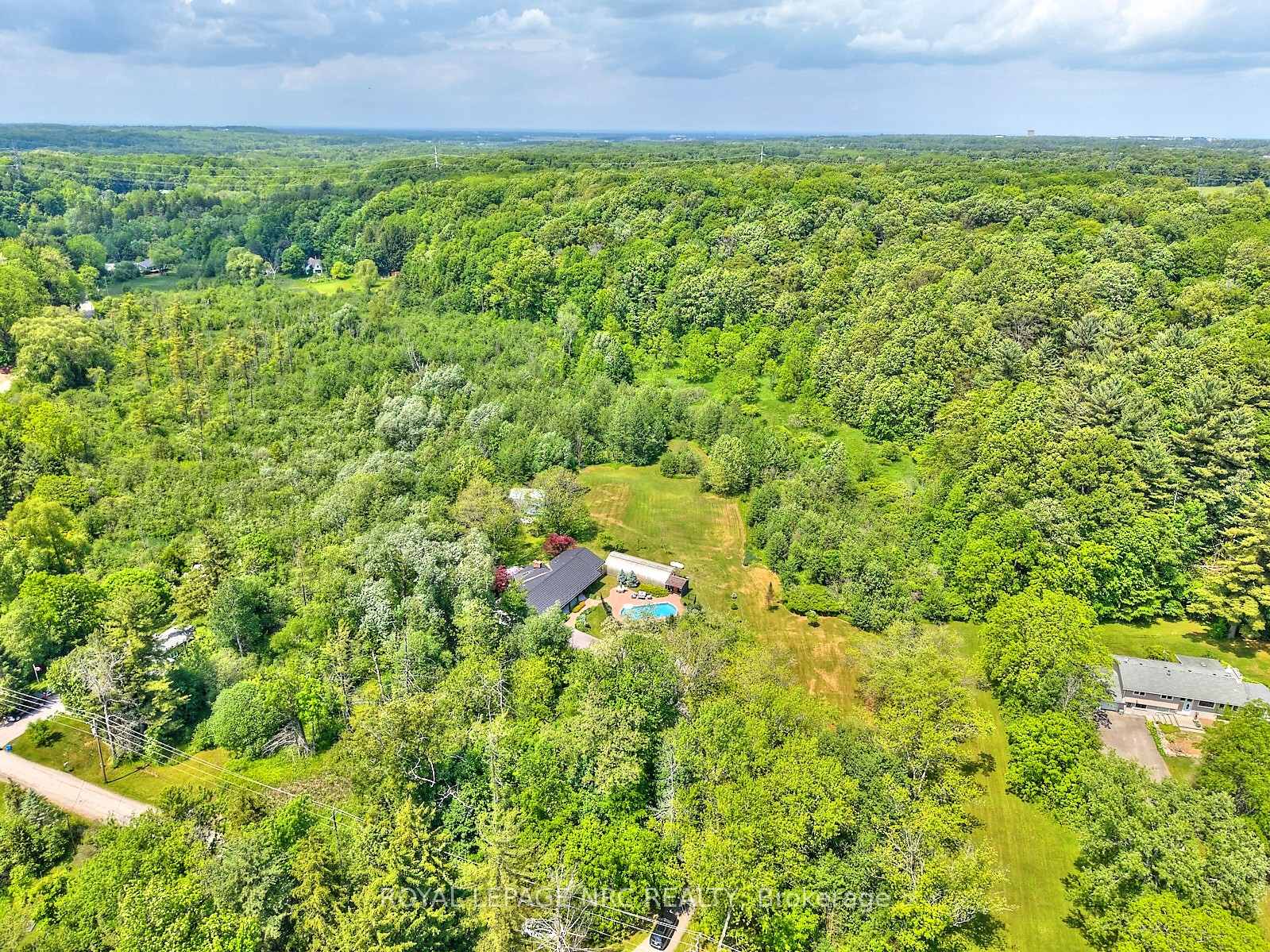 Photo 16 of 2834 McSherry Lane, Pelham, Fonthill — HOMEH