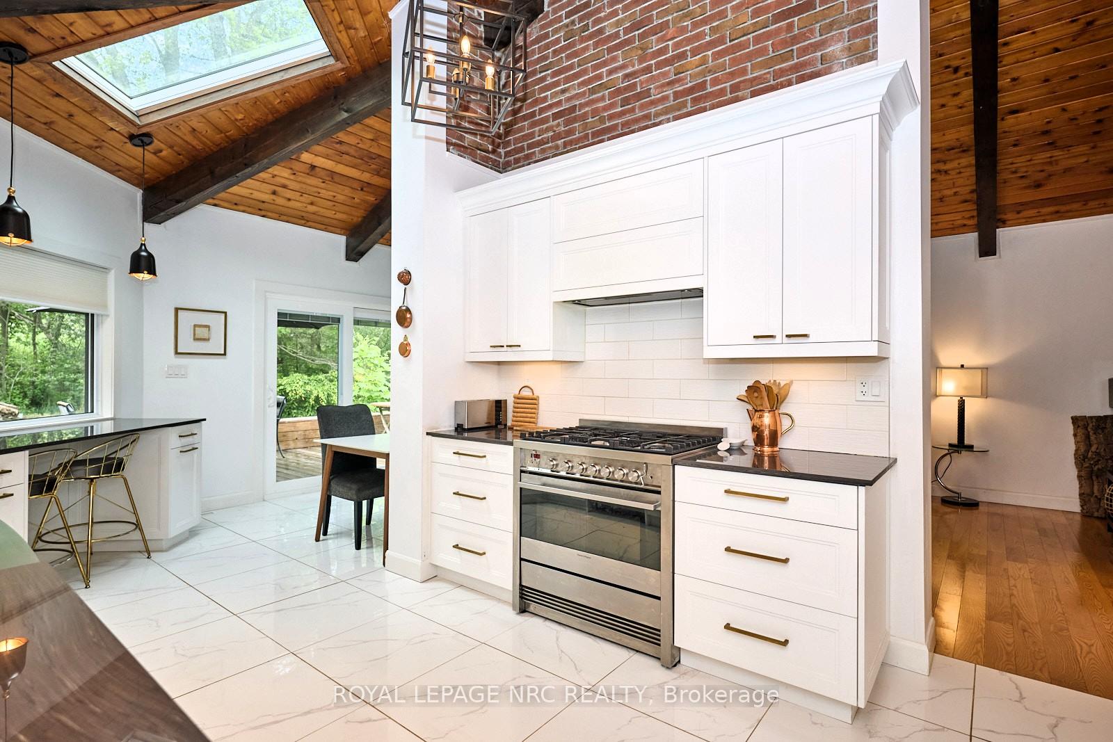 Photo 48 of 2834 McSherry Lane, Pelham, Fonthill — HOMEH
