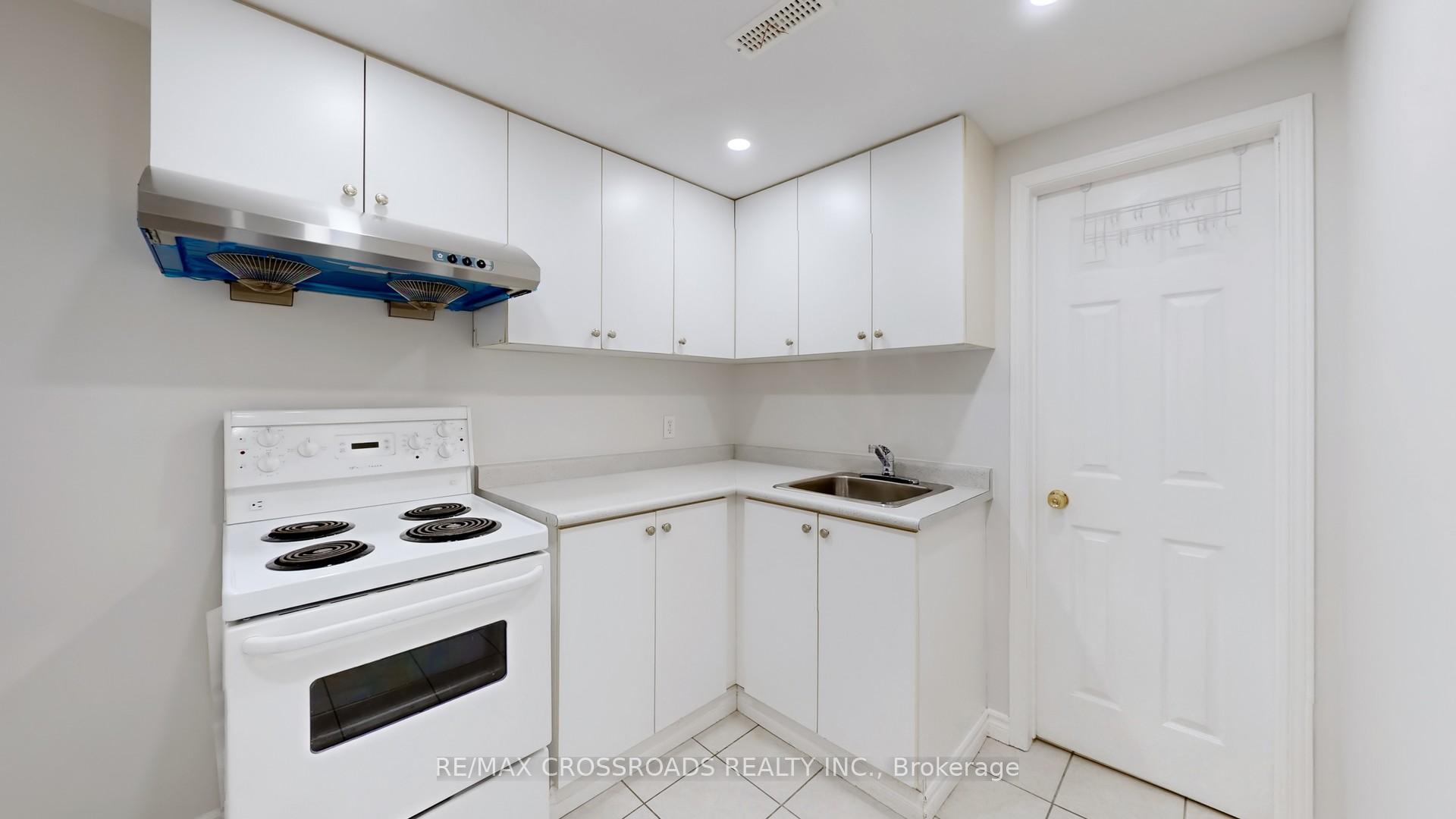 Photo 26 of 54 Foxglove Court, Markham, Unionville — HOMEH
