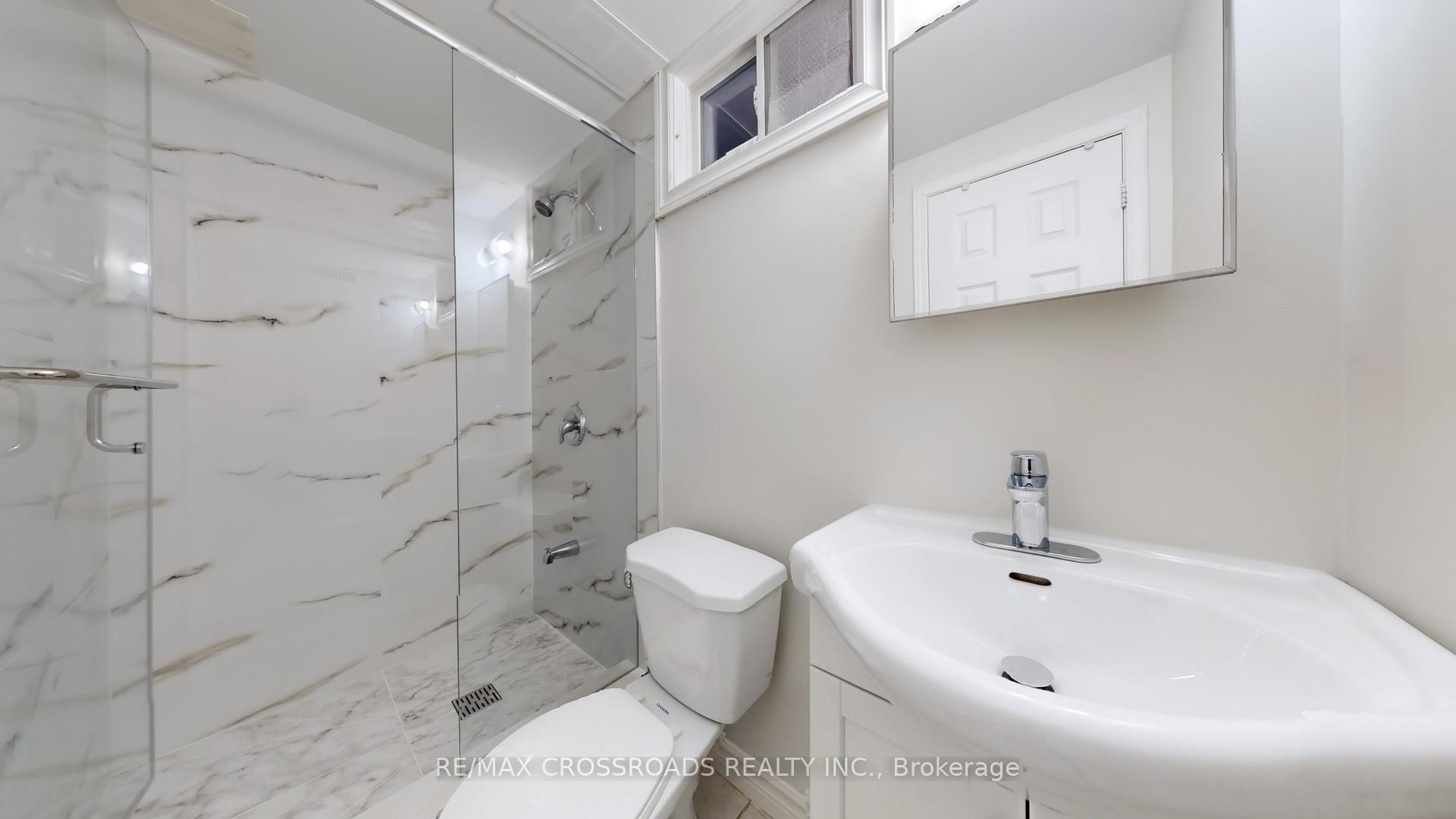 Photo 28 of 54 Foxglove Court, Markham, Unionville — HOMEH