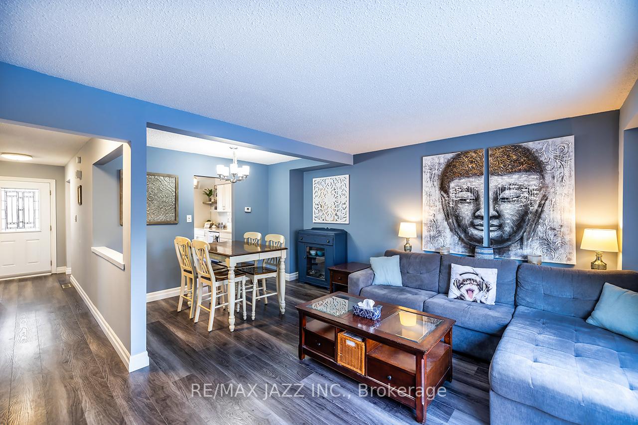 Photo 10 of 1503 Wecker Drive, Oshawa, Lakeview — HOMEH