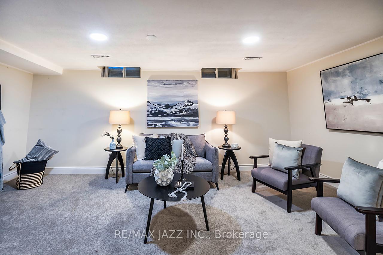 Photo 23 of 1503 Wecker Drive, Oshawa, Lakeview — HOMEH