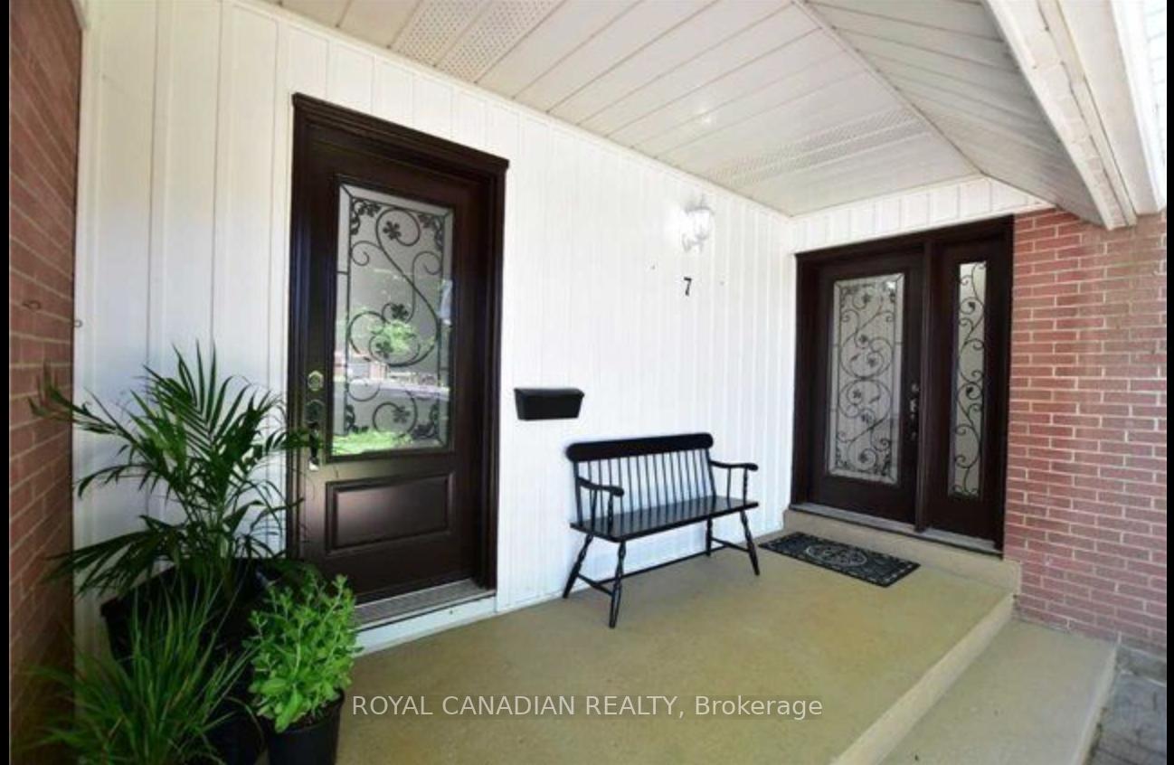 Photo 2 of 7 Highland Avenue, Pelham, Fonthill — HOMEH