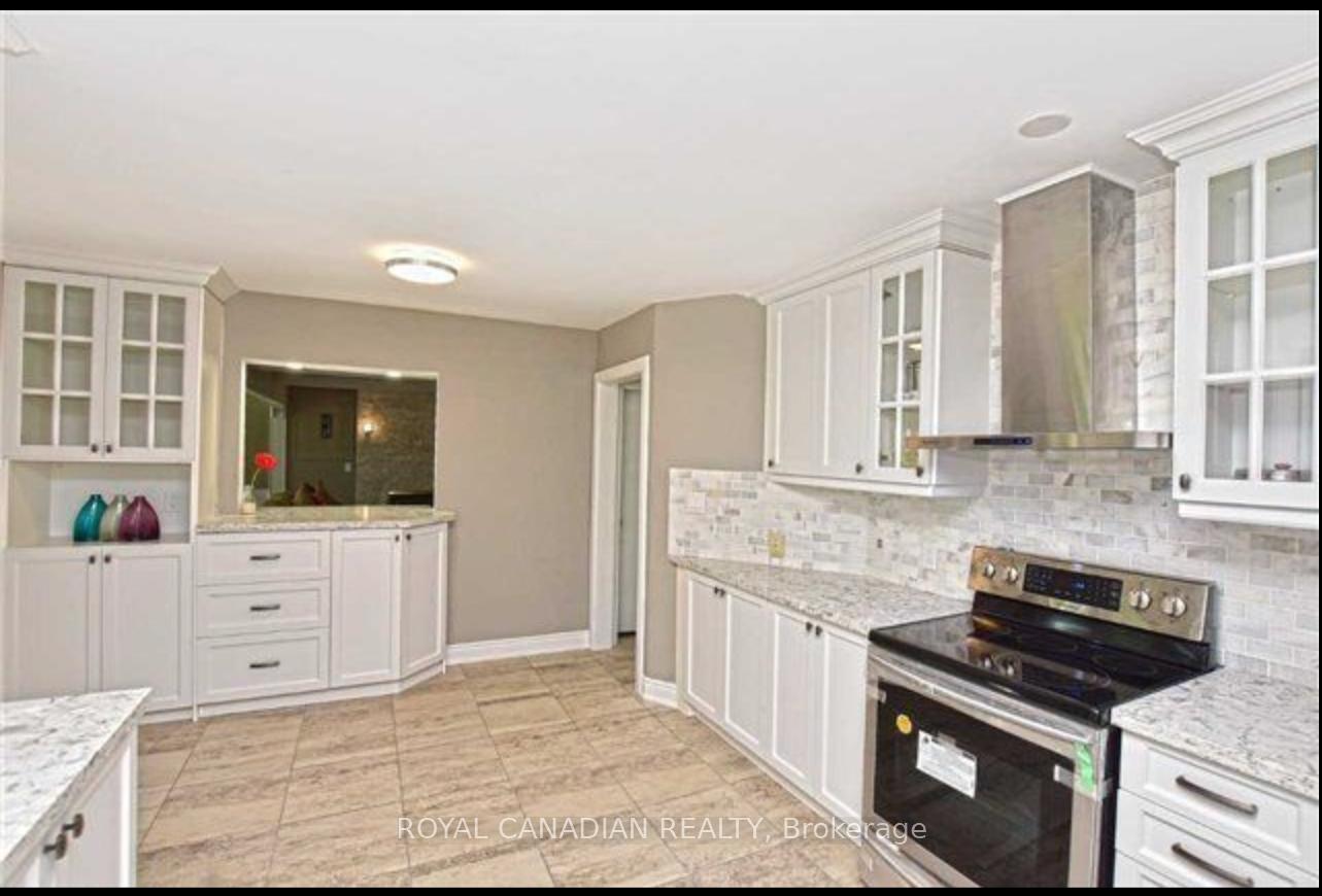 Photo 4 of 7 Highland Avenue, Pelham, Fonthill — HOMEH