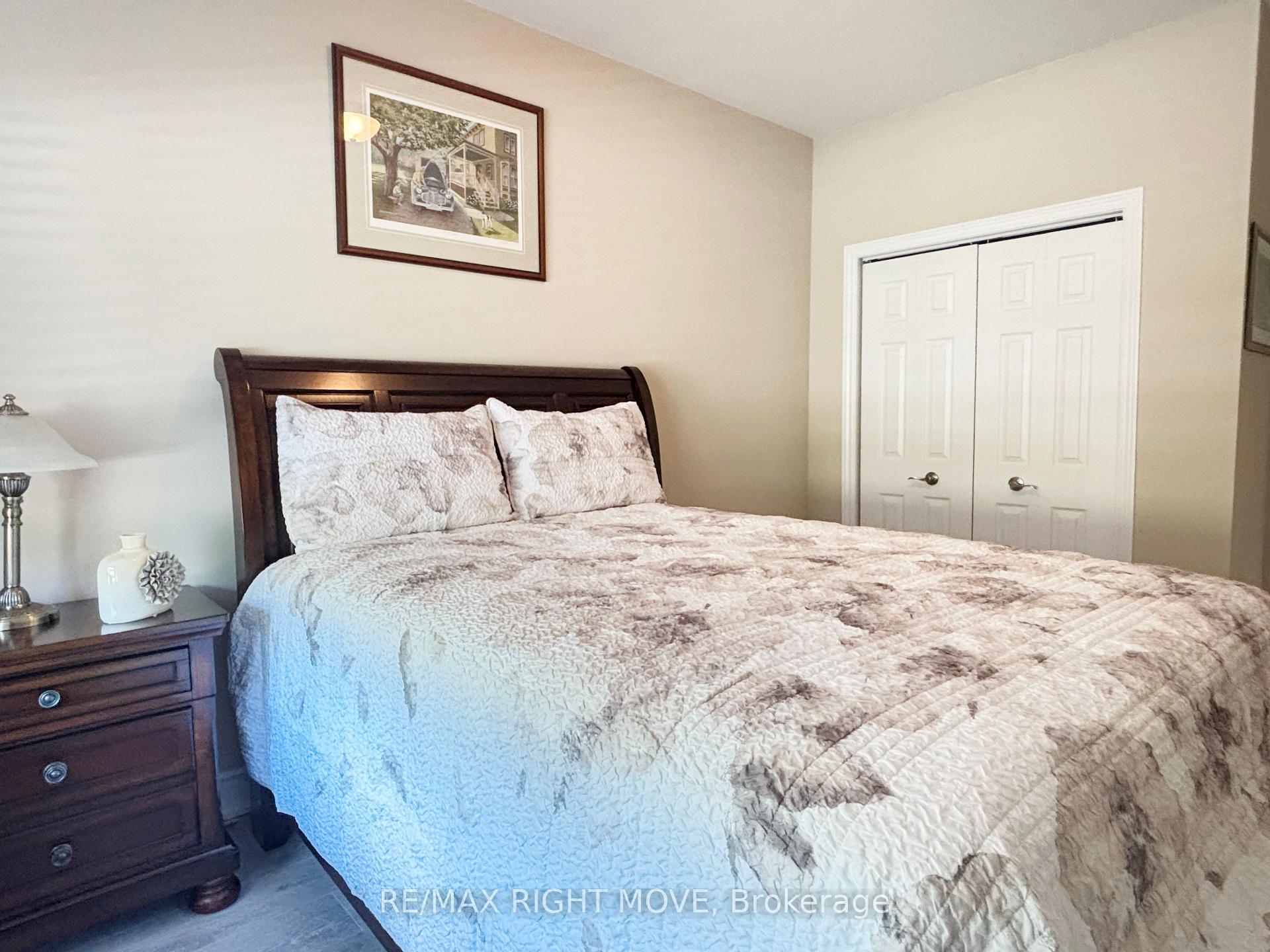 Photo 4 of 128 Lily Drive, Orillia — HOMEH
