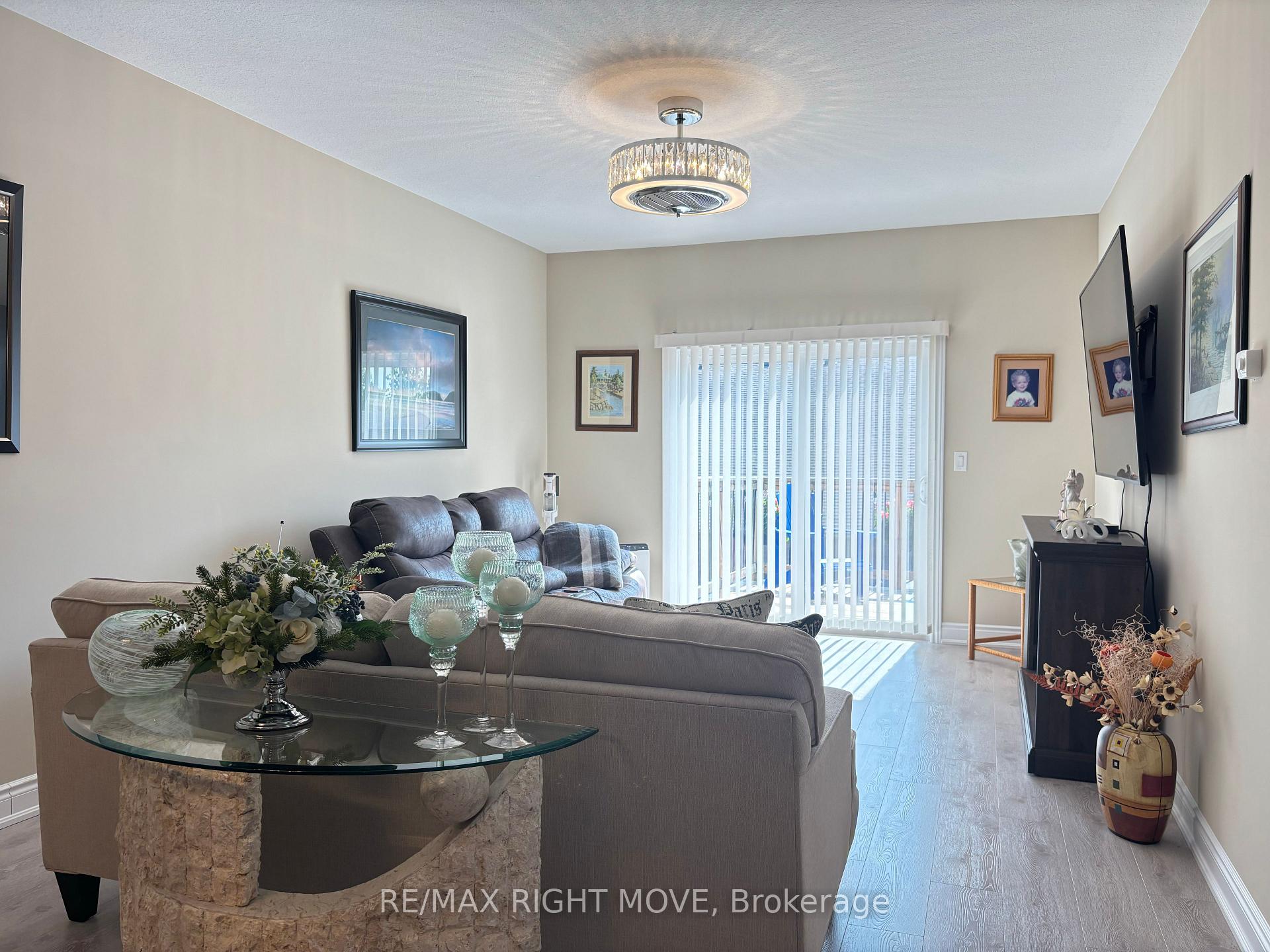 Photo 12 of 128 Lily Drive, Orillia — HOMEH