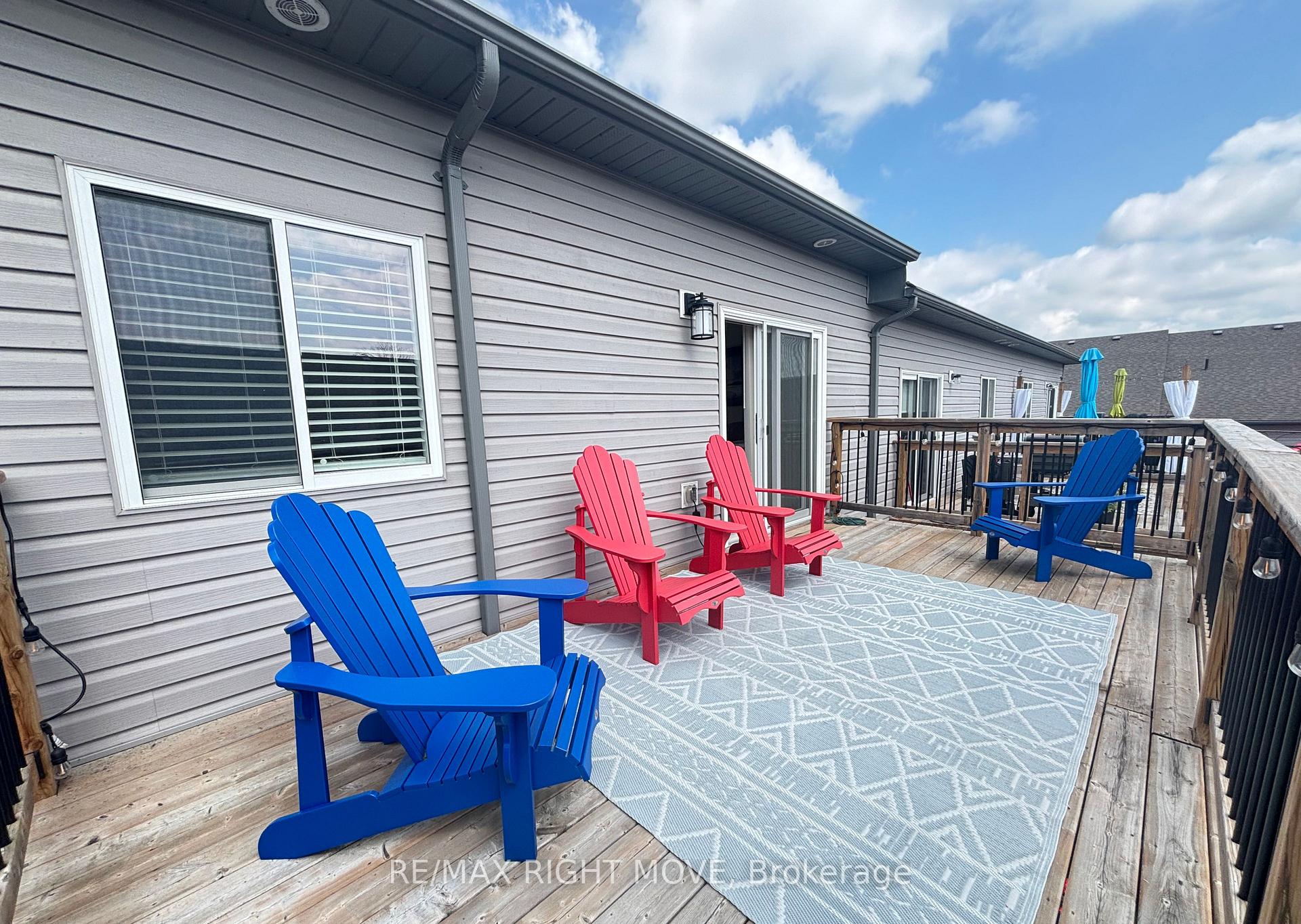 Photo 17 of 128 Lily Drive, Orillia — HOMEH