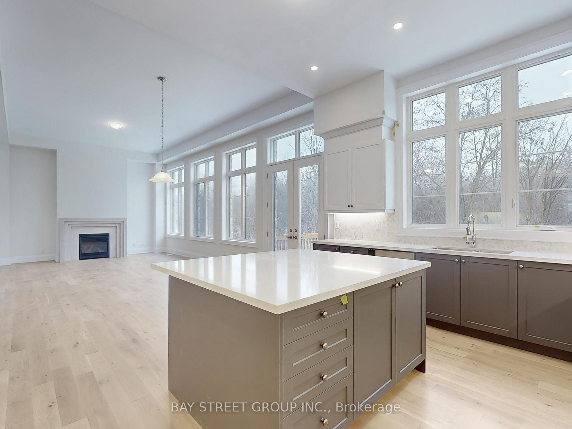 Photo 6 of 31 Meizhou Avenue, Markham, Angus Glen — HOMEH