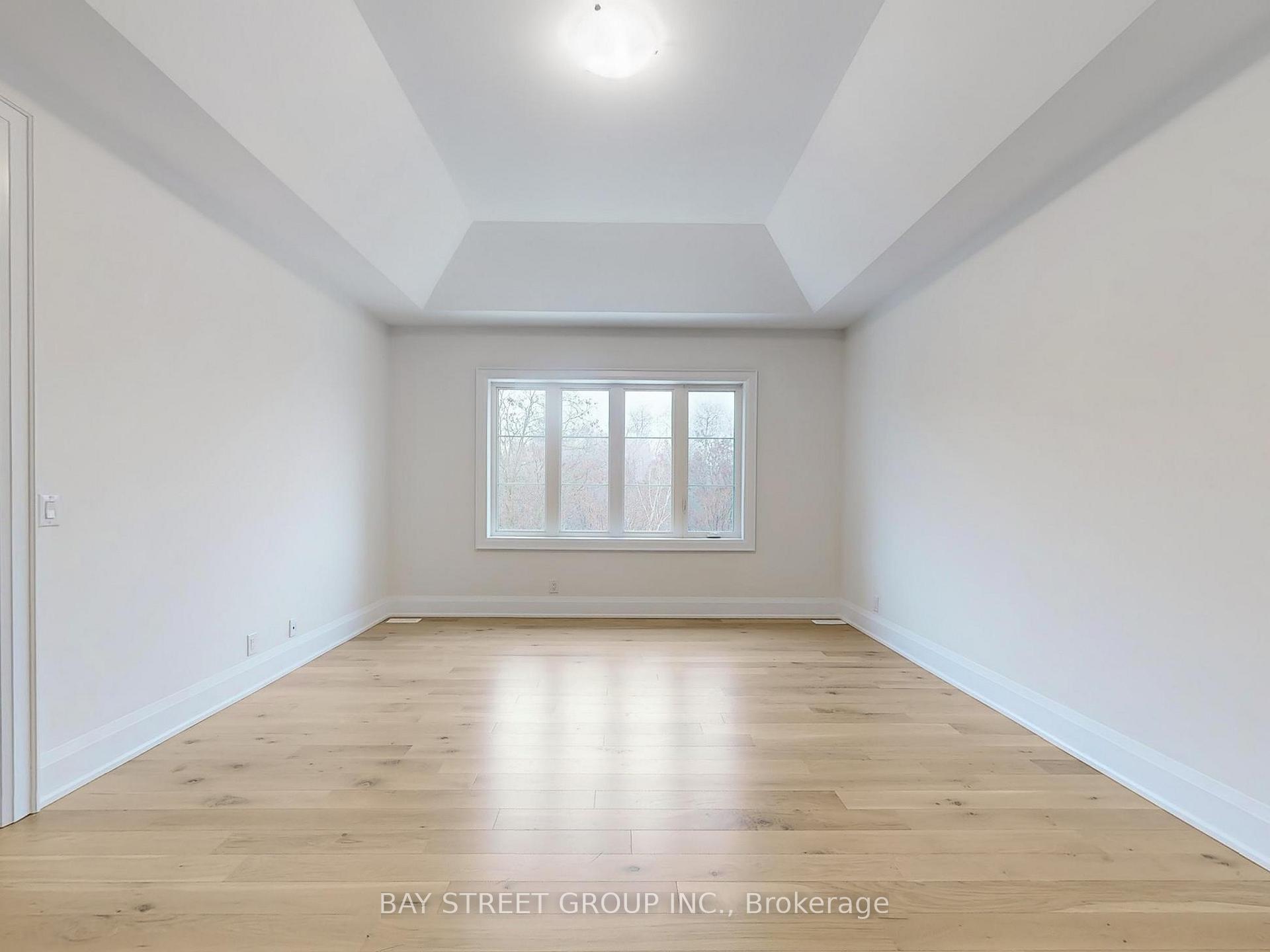 Photo 16 of 31 Meizhou Avenue, Markham, Angus Glen — HOMEH