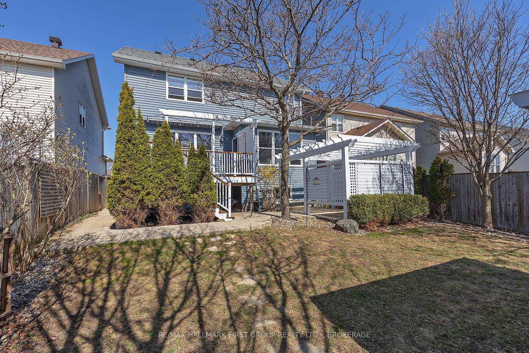 Photo 3 of 217 Rose Abbey Drive, Kingston, Kingston East (Incl Barret Crt) — HOMEH