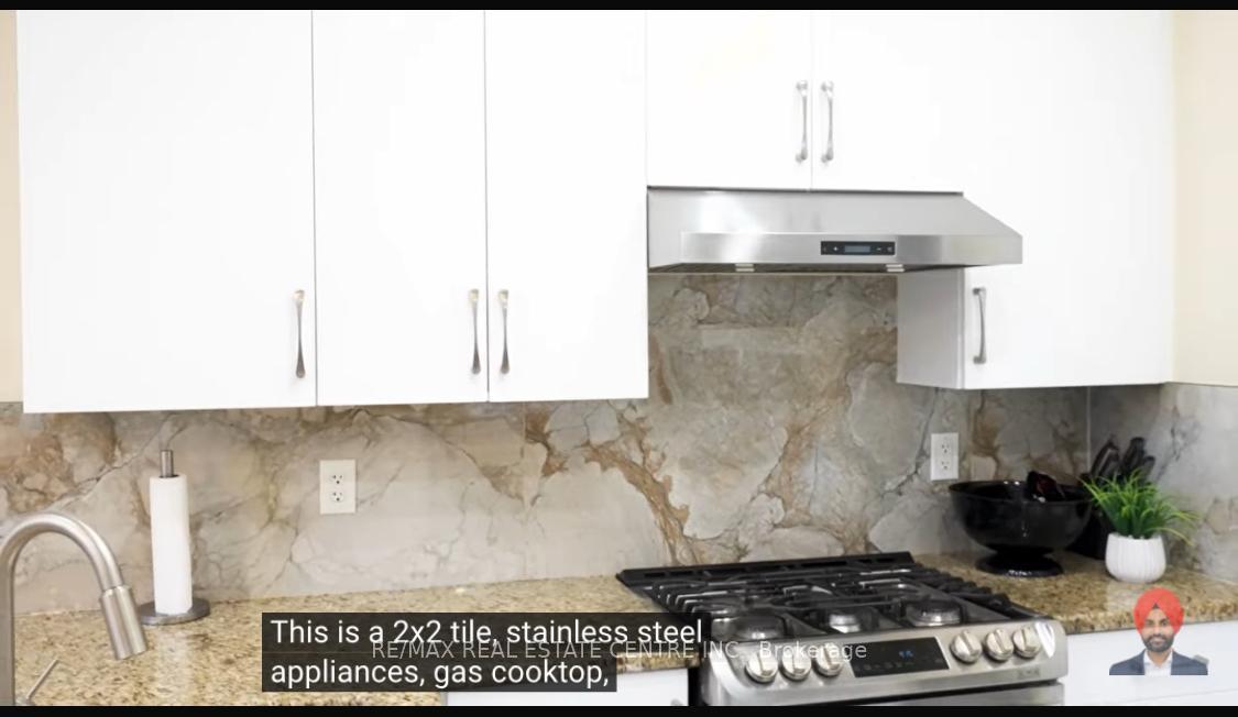 Photo 11 of Unit (Upper), 403 Greenlees Circle, Milton, Clarke — HOMEH