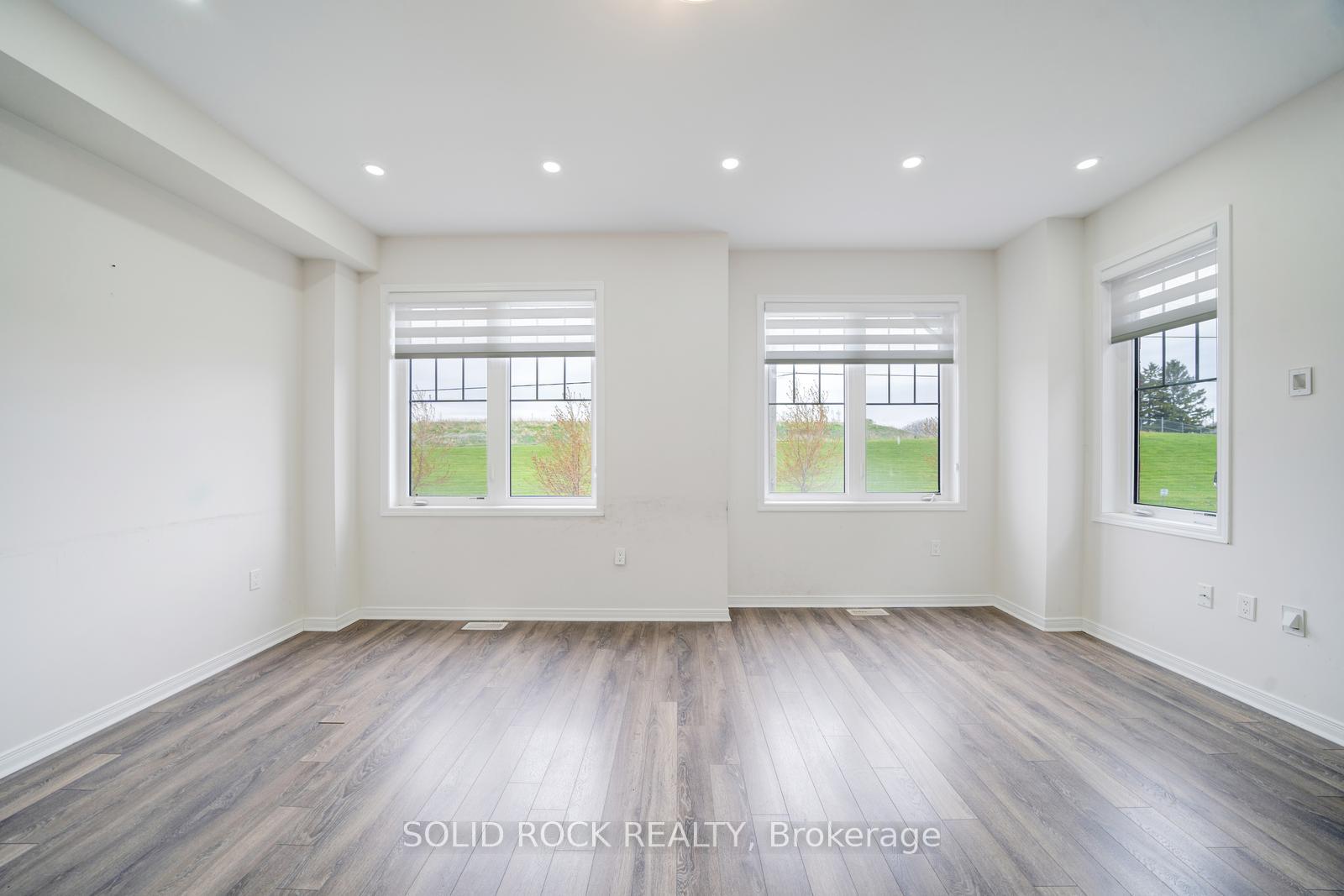 Photo 16 of 840 Atwater Path, Oshawa, Lakeview — HOMEH