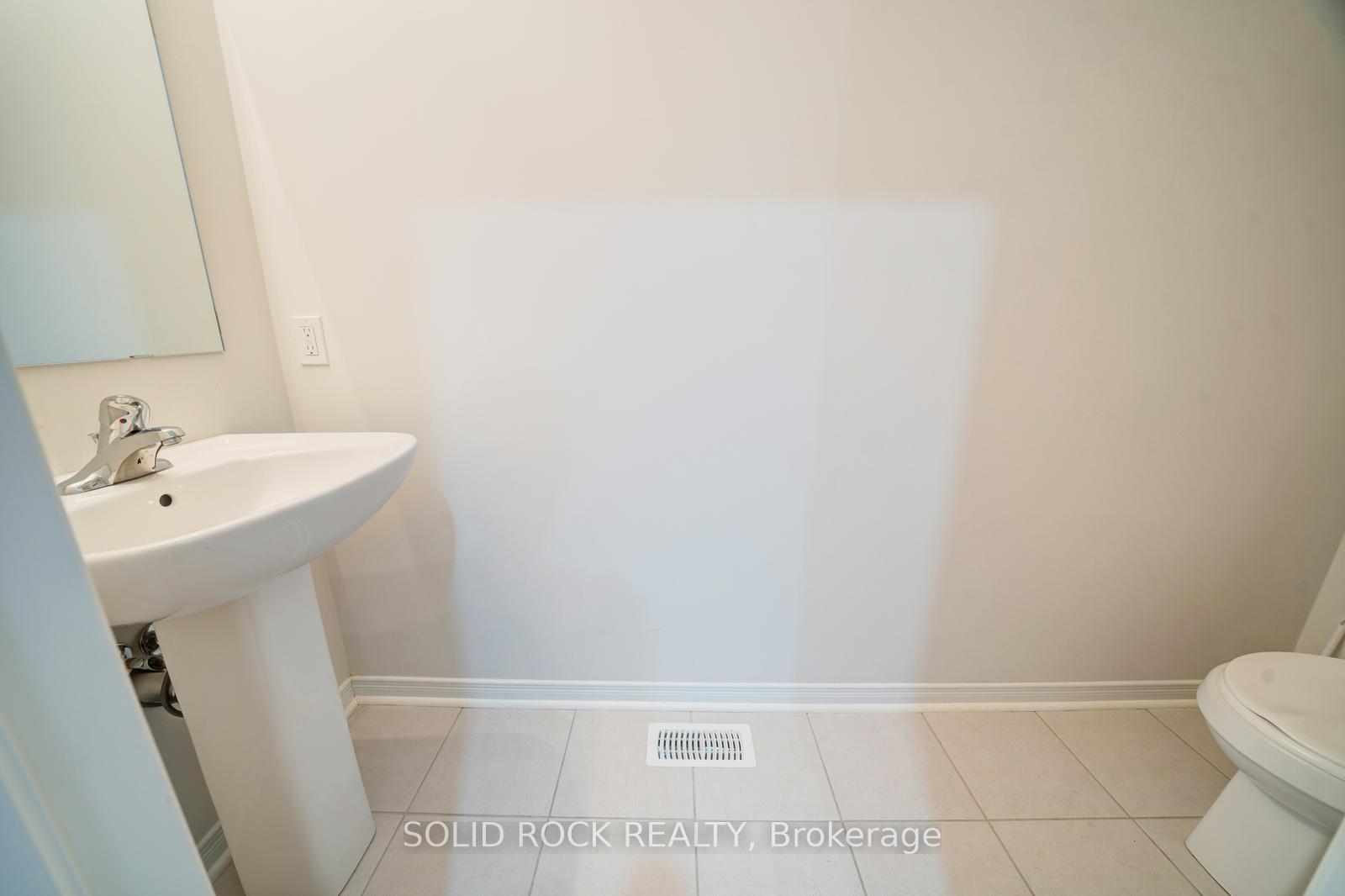 Photo 27 of 840 Atwater Path, Oshawa, Lakeview — HOMEH