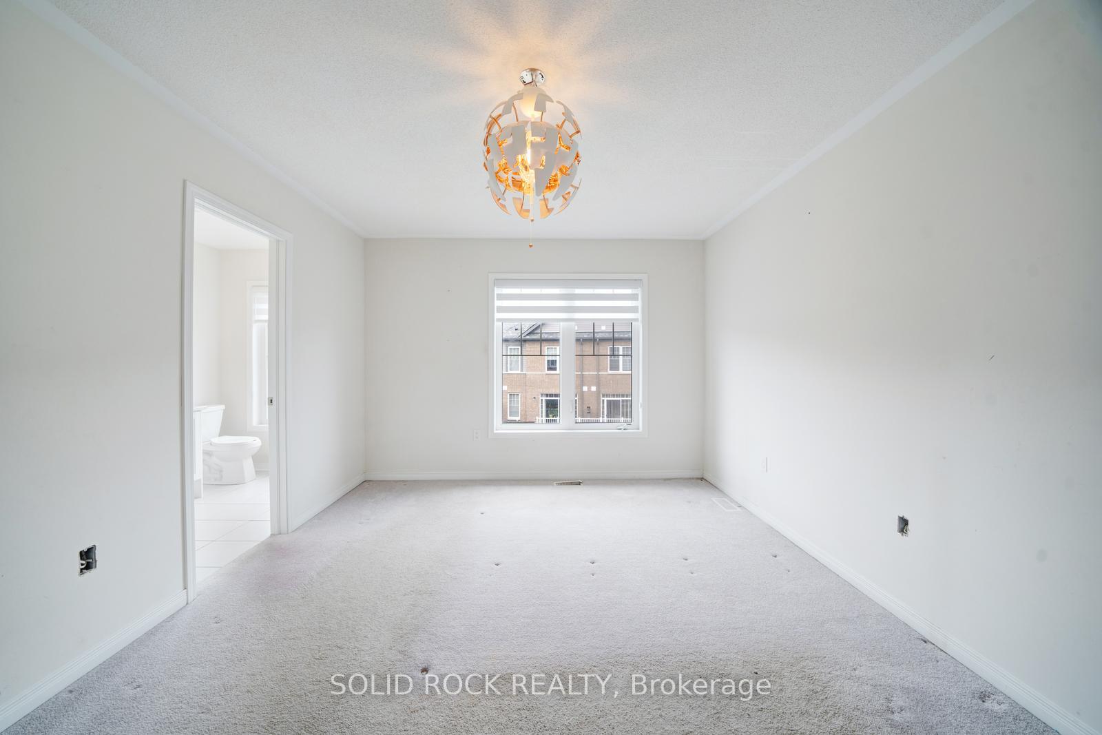 Photo 33 of 840 Atwater Path, Oshawa, Lakeview — HOMEH