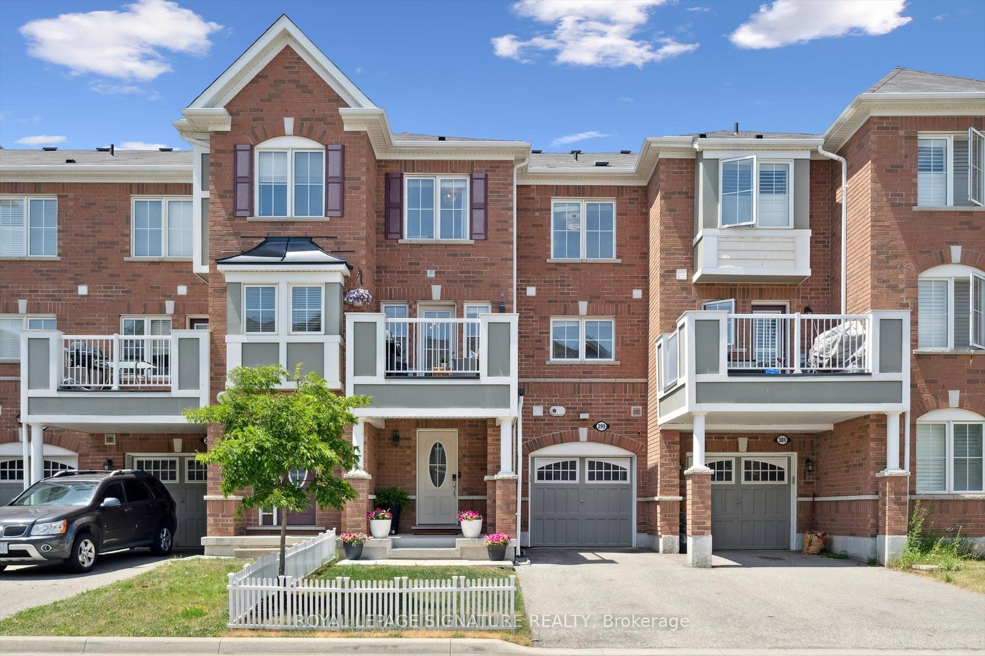 Front of 299 Casson Point