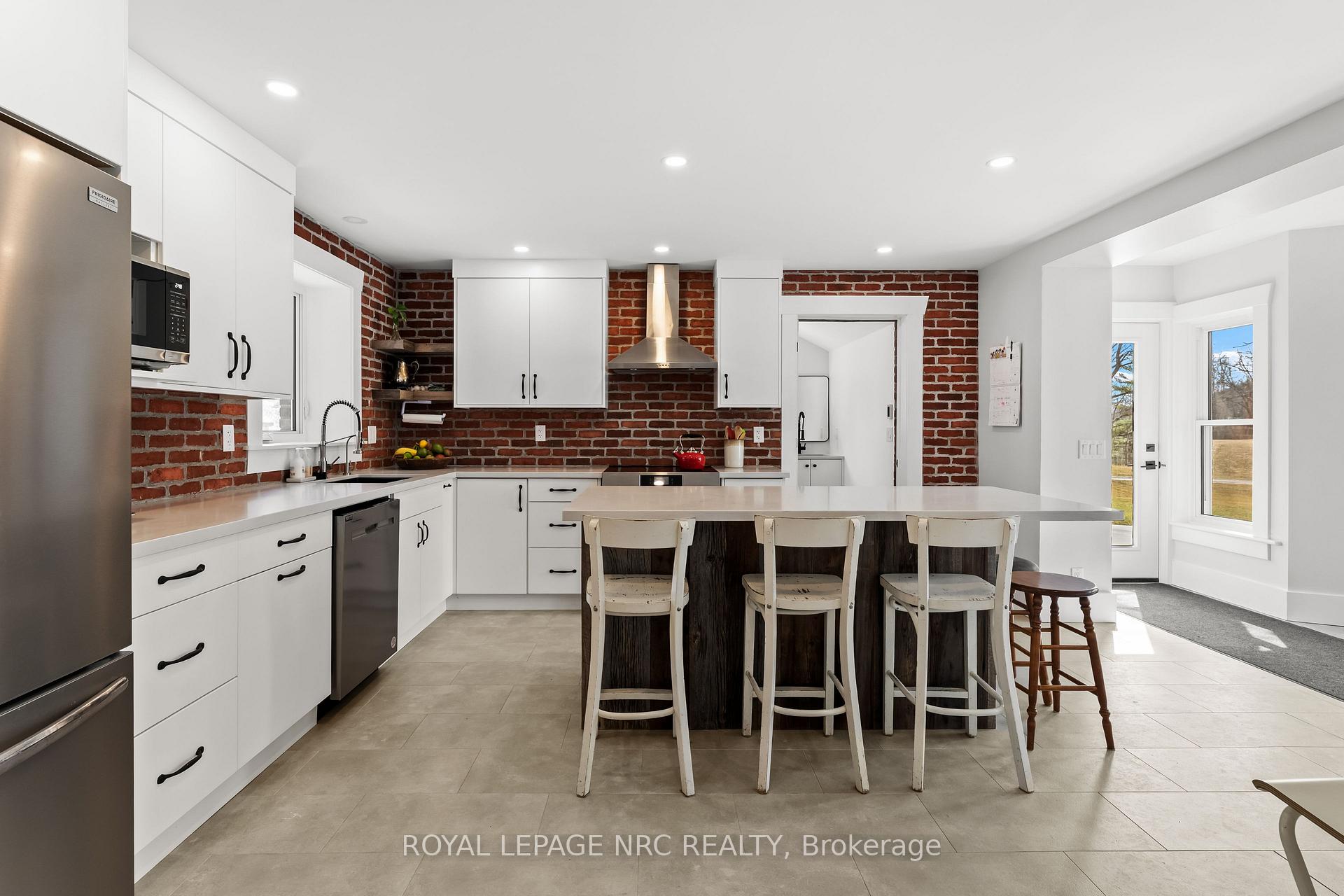 Photo 8 of 94 Roland Road, Pelham, North Pelham — HOMEH