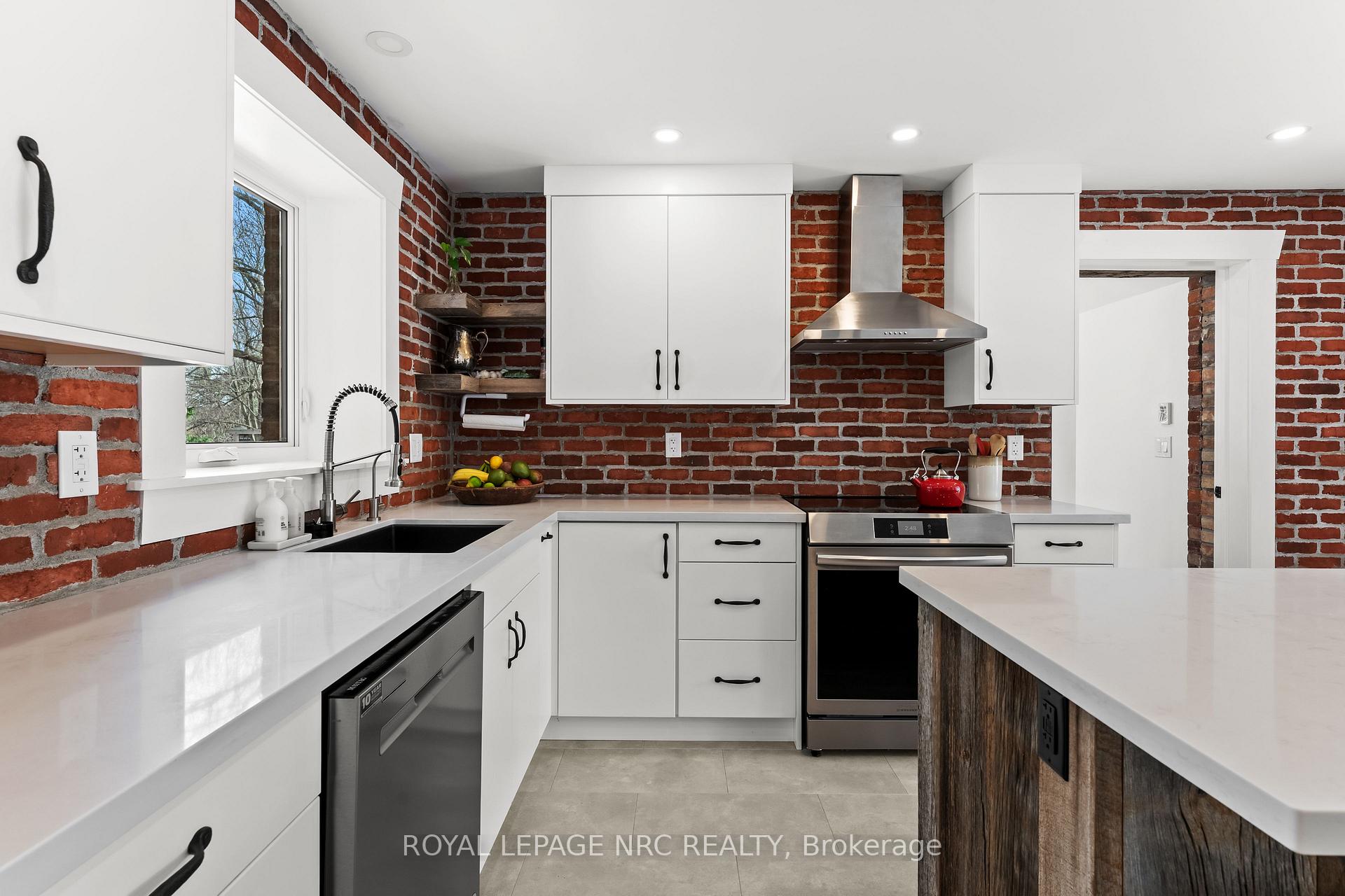 Photo 9 of 94 Roland Road, Pelham, North Pelham — HOMEH