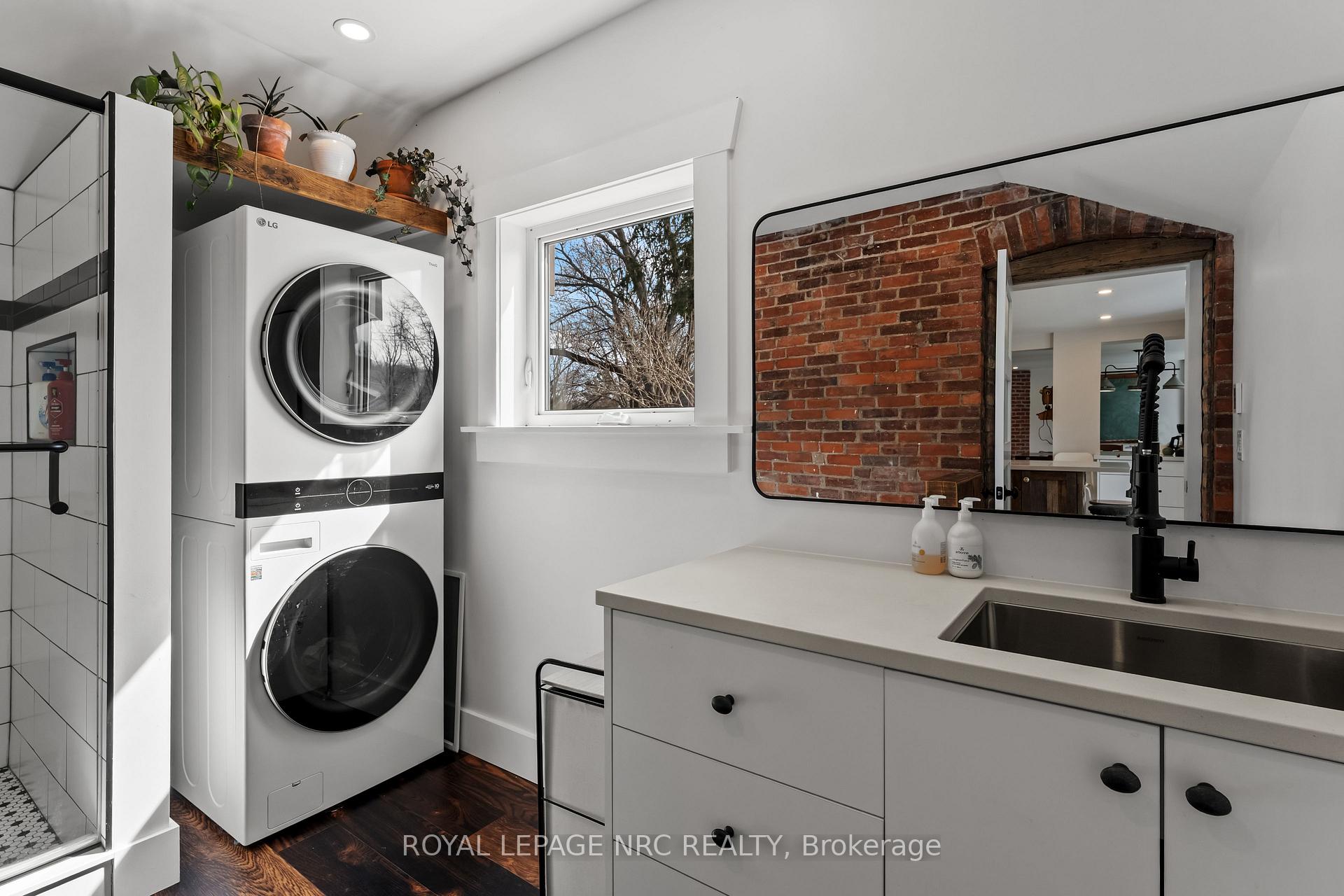Photo 13 of 94 Roland Road, Pelham, North Pelham — HOMEH