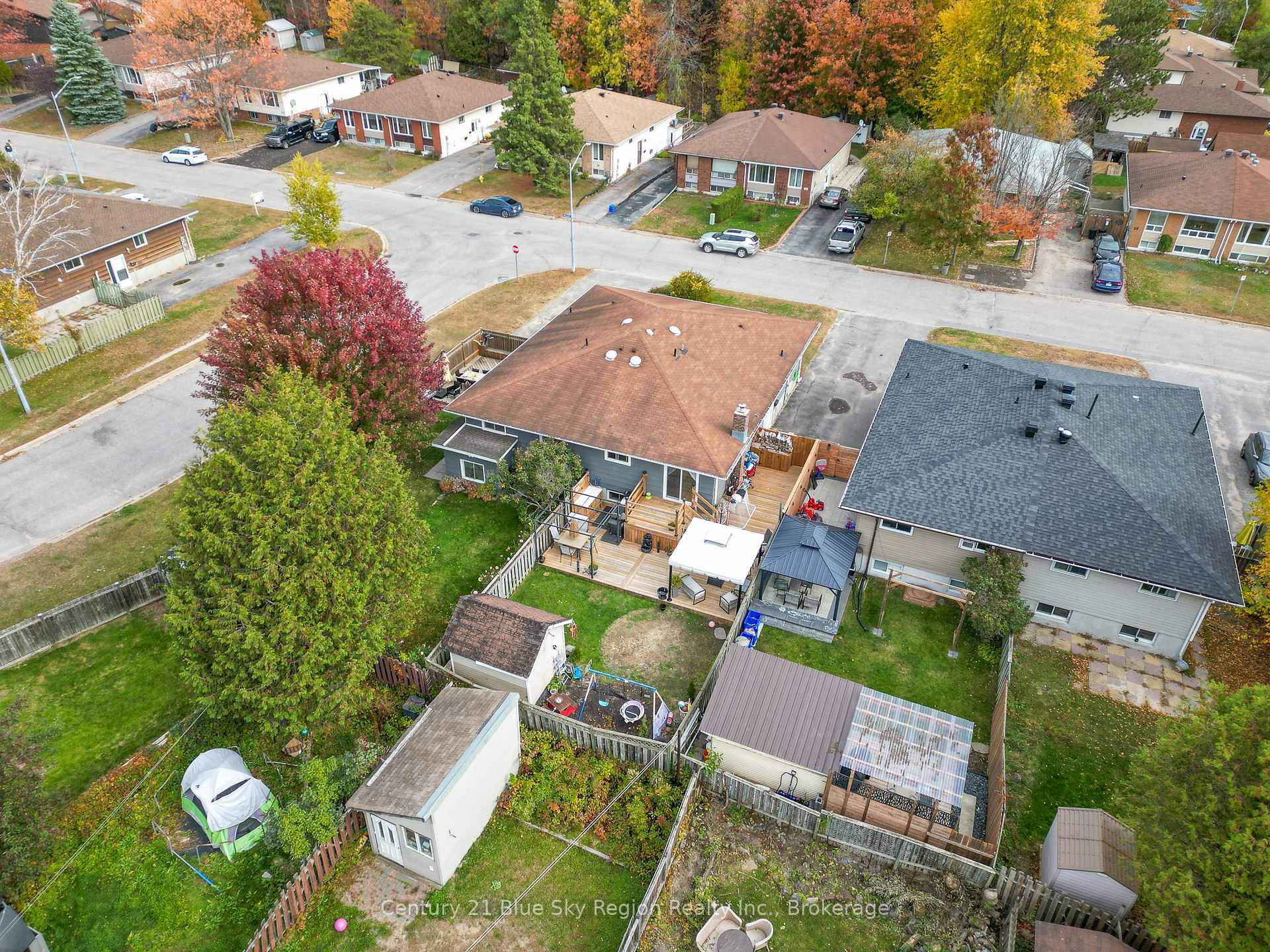Photo 7 of 19 Massey Drive, North Bay, Ferris — HOMEH