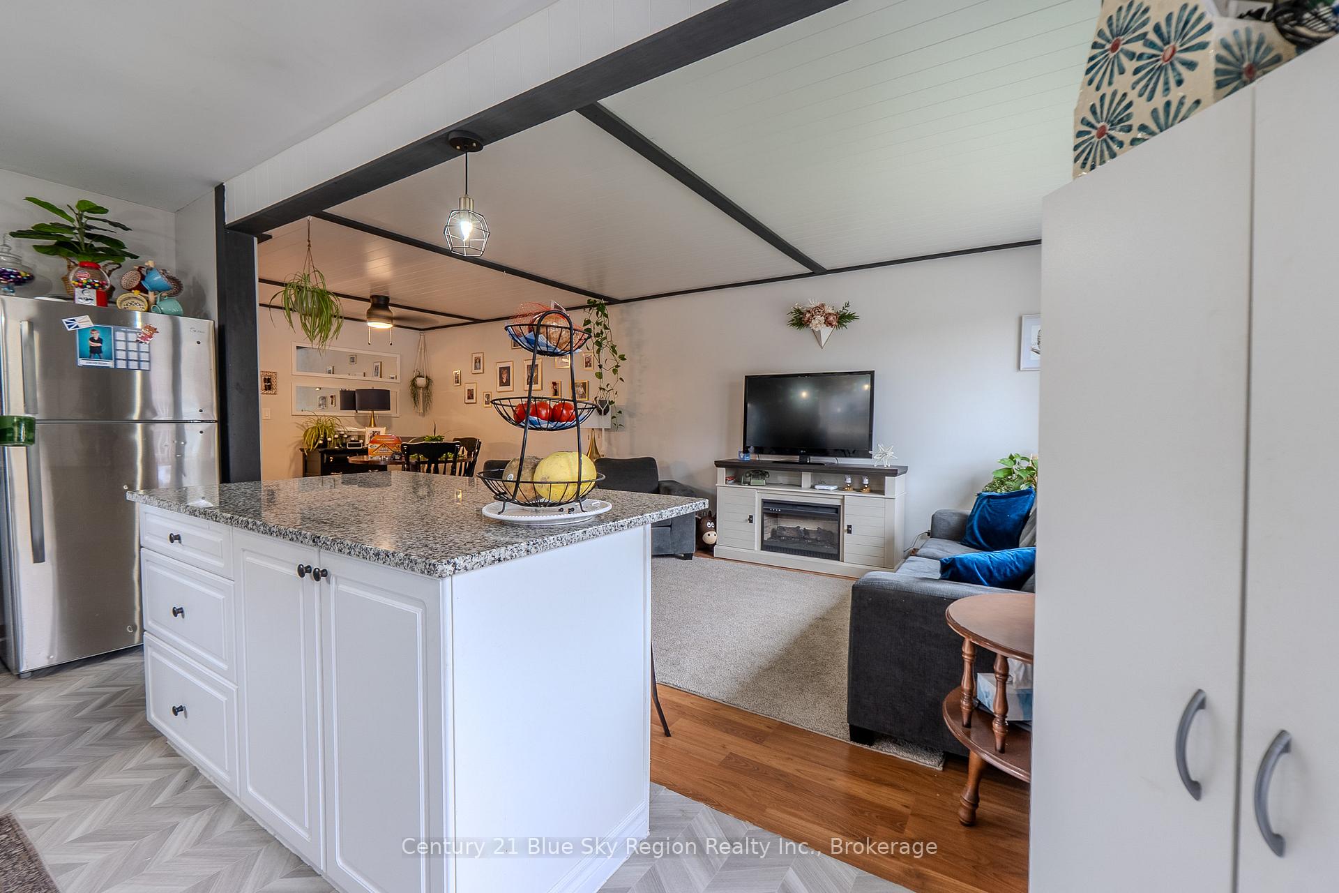 Photo 20 of 19 Massey Drive, North Bay, Ferris — HOMEH