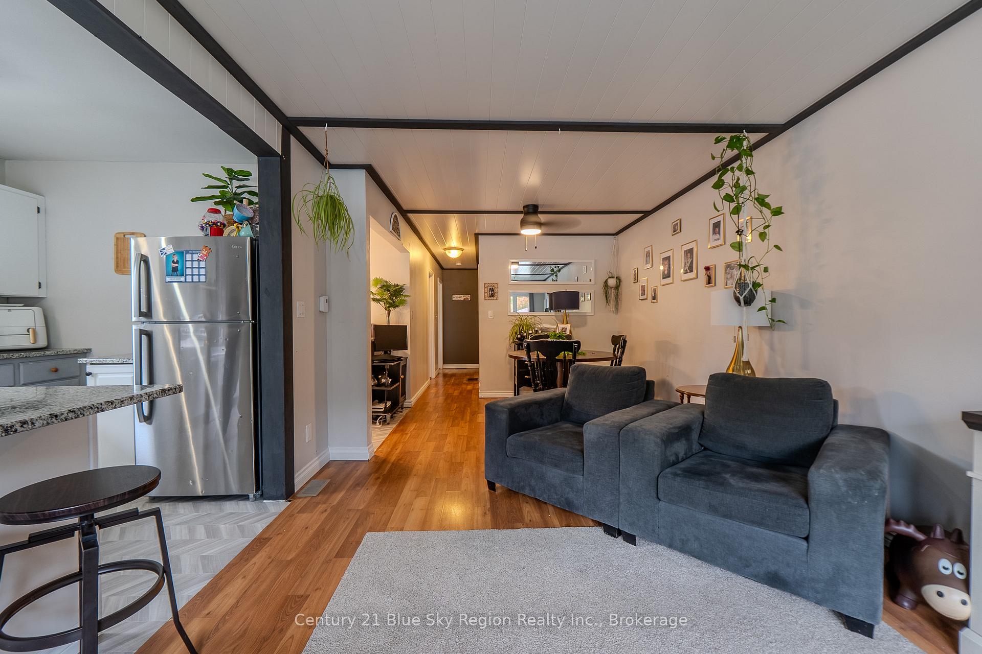 Photo 24 of 19 Massey Drive, North Bay, Ferris — HOMEH