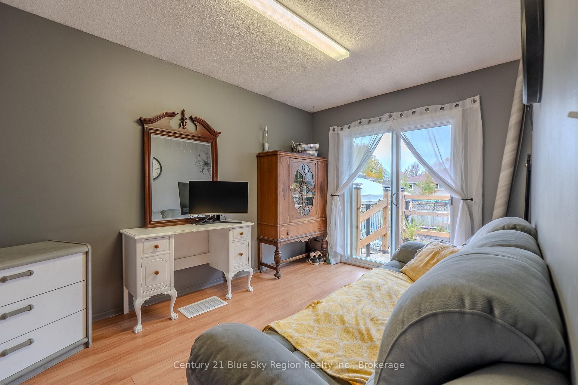 Photo 32 of 19 Massey Drive, North Bay, Ferris — HOMEH