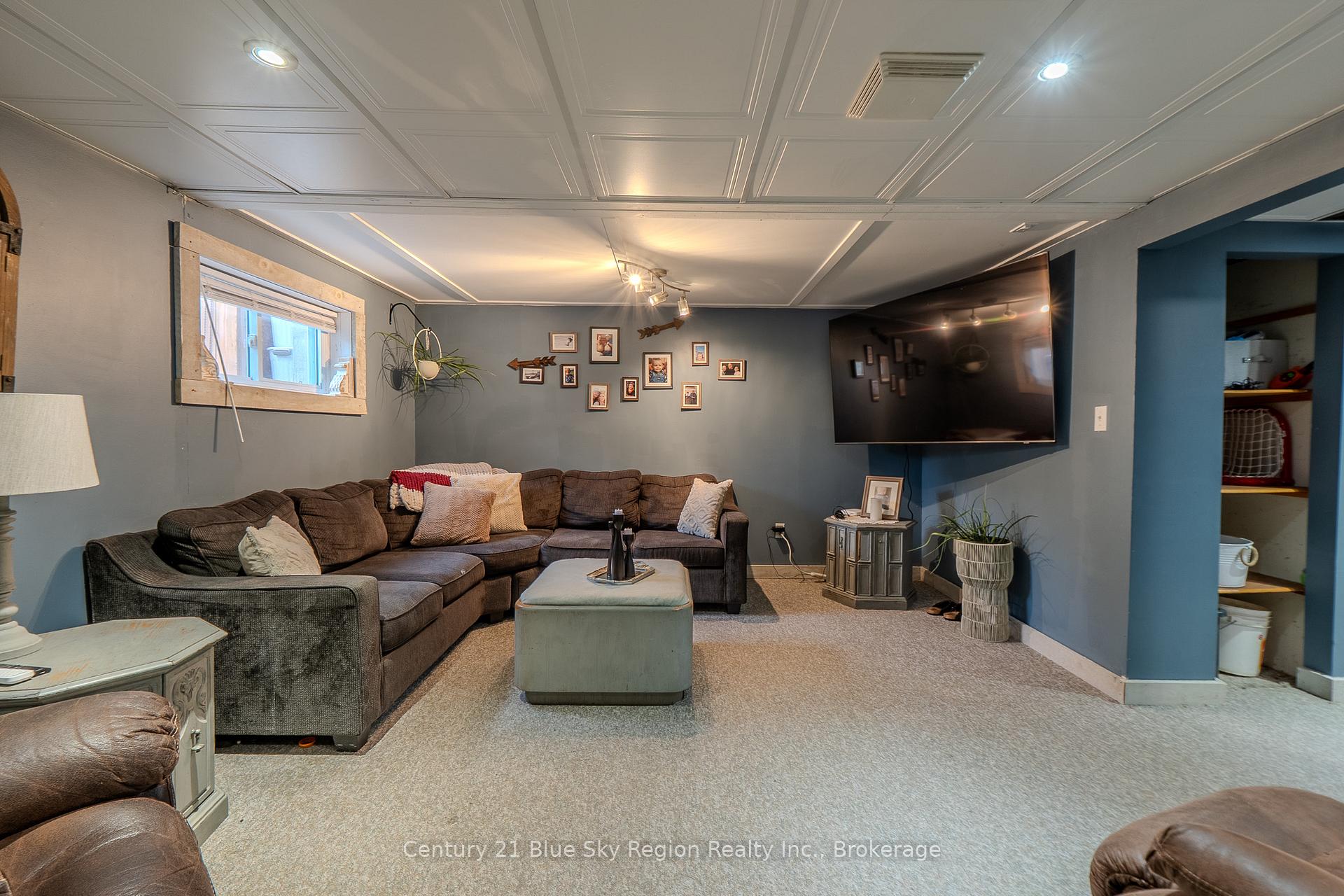 Photo 35 of 19 Massey Drive, North Bay, Ferris — HOMEH