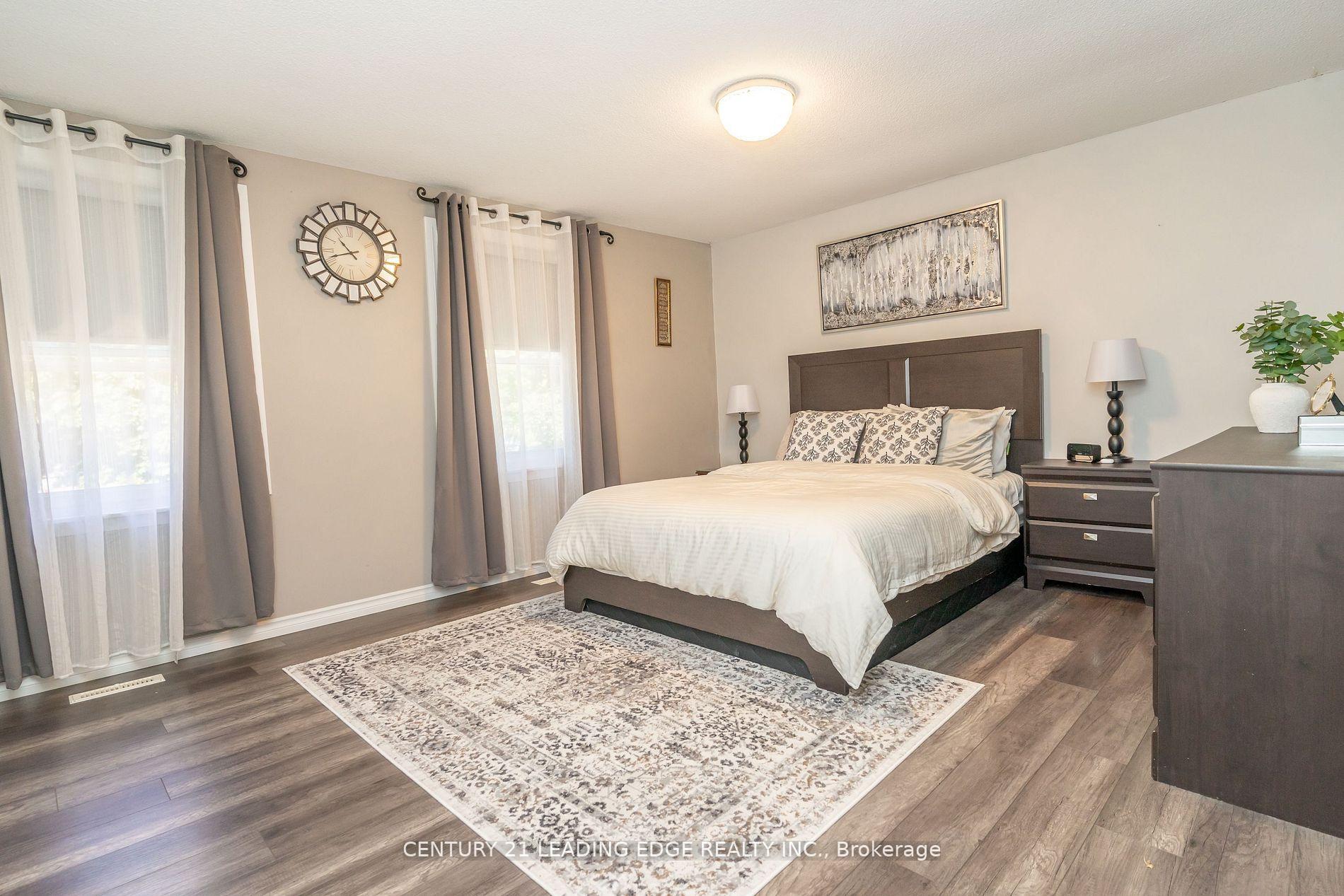 Photo 22 of 505 Lancelot Crescent, Oshawa, Eastdale — HOMEH