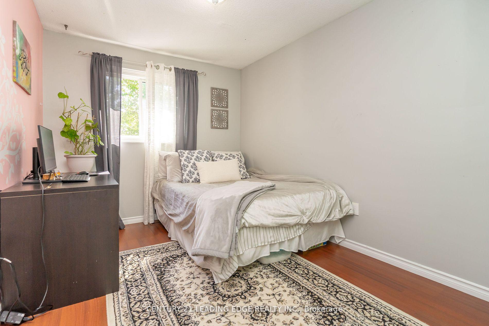 Photo 29 of 505 Lancelot Crescent, Oshawa, Eastdale — HOMEH