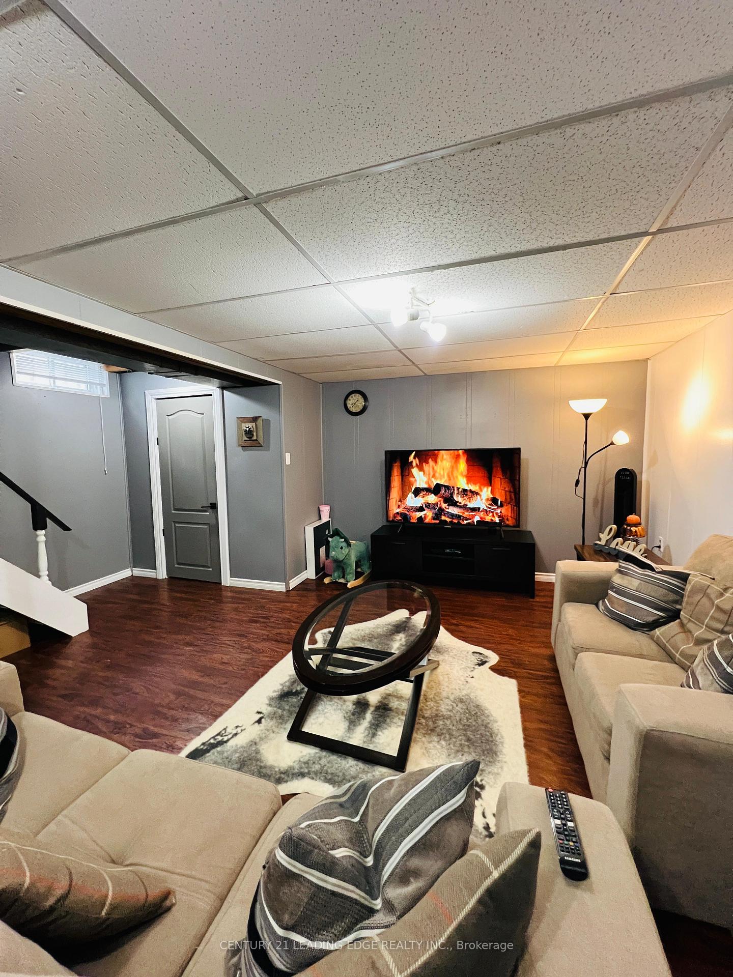 Photo 37 of 505 Lancelot Crescent, Oshawa, Eastdale — HOMEH
