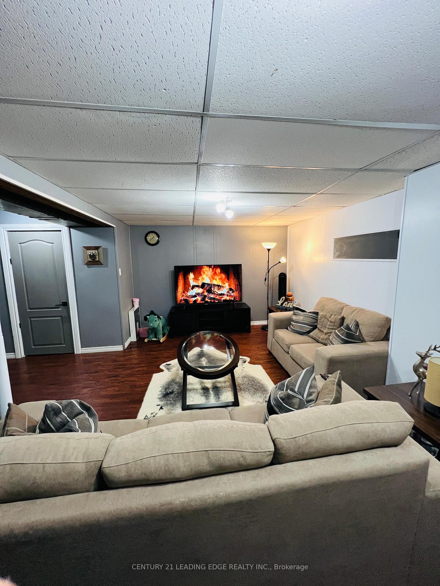 Photo 38 of 505 Lancelot Crescent, Oshawa, Eastdale — HOMEH