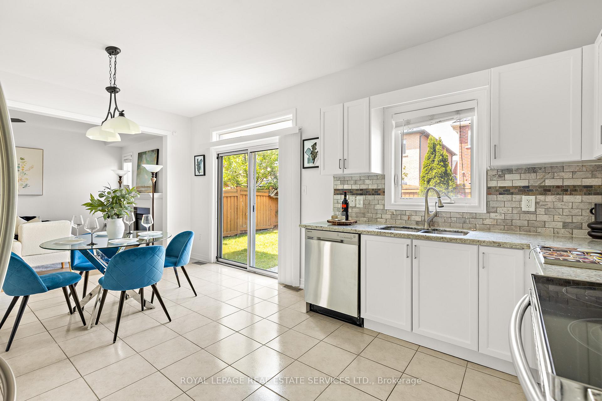 Photo 5 of 472 Grant Way, Milton, Scott — HOMEH