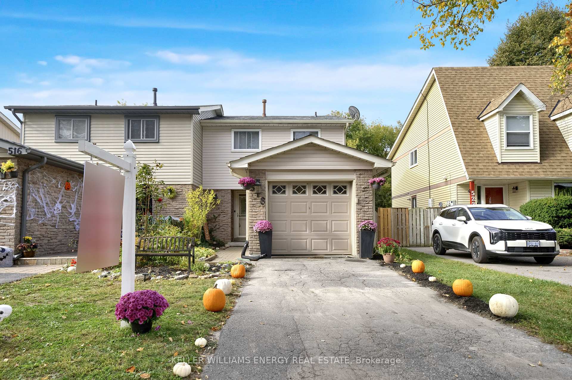 Photo 5 of 518 Camelot Drive, Oshawa, Eastdale — HOMEH