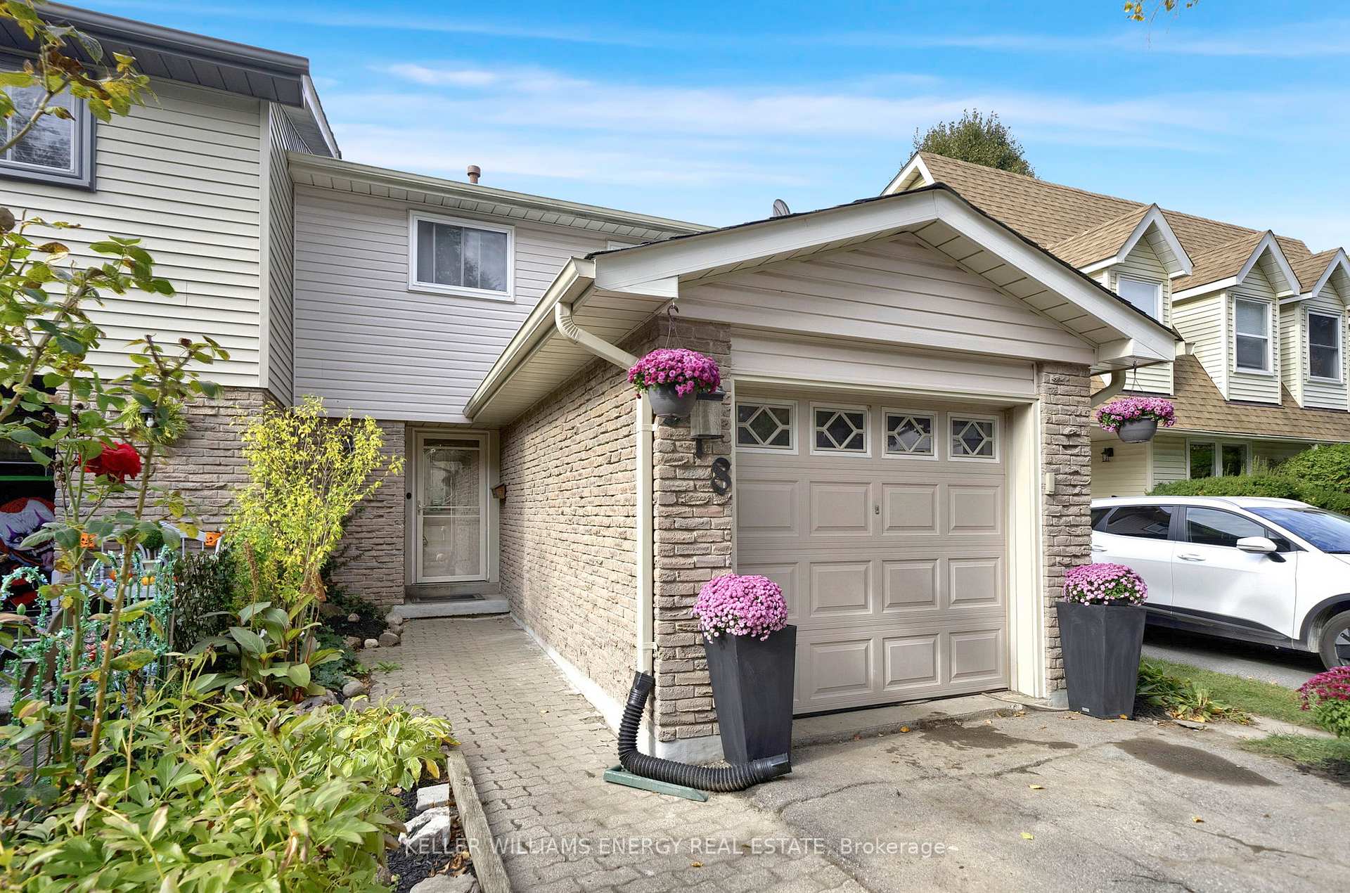 Photo 6 of 518 Camelot Drive, Oshawa, Eastdale — HOMEH
