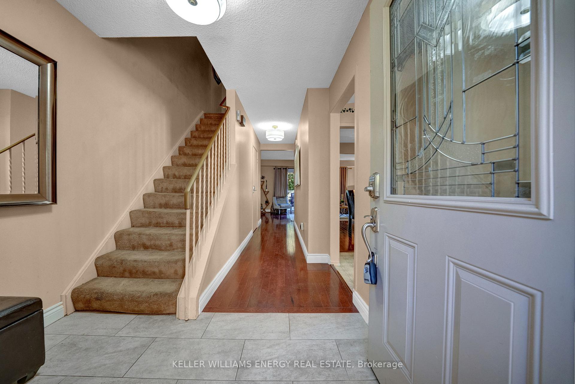 Photo 7 of 518 Camelot Drive, Oshawa, Eastdale — HOMEH