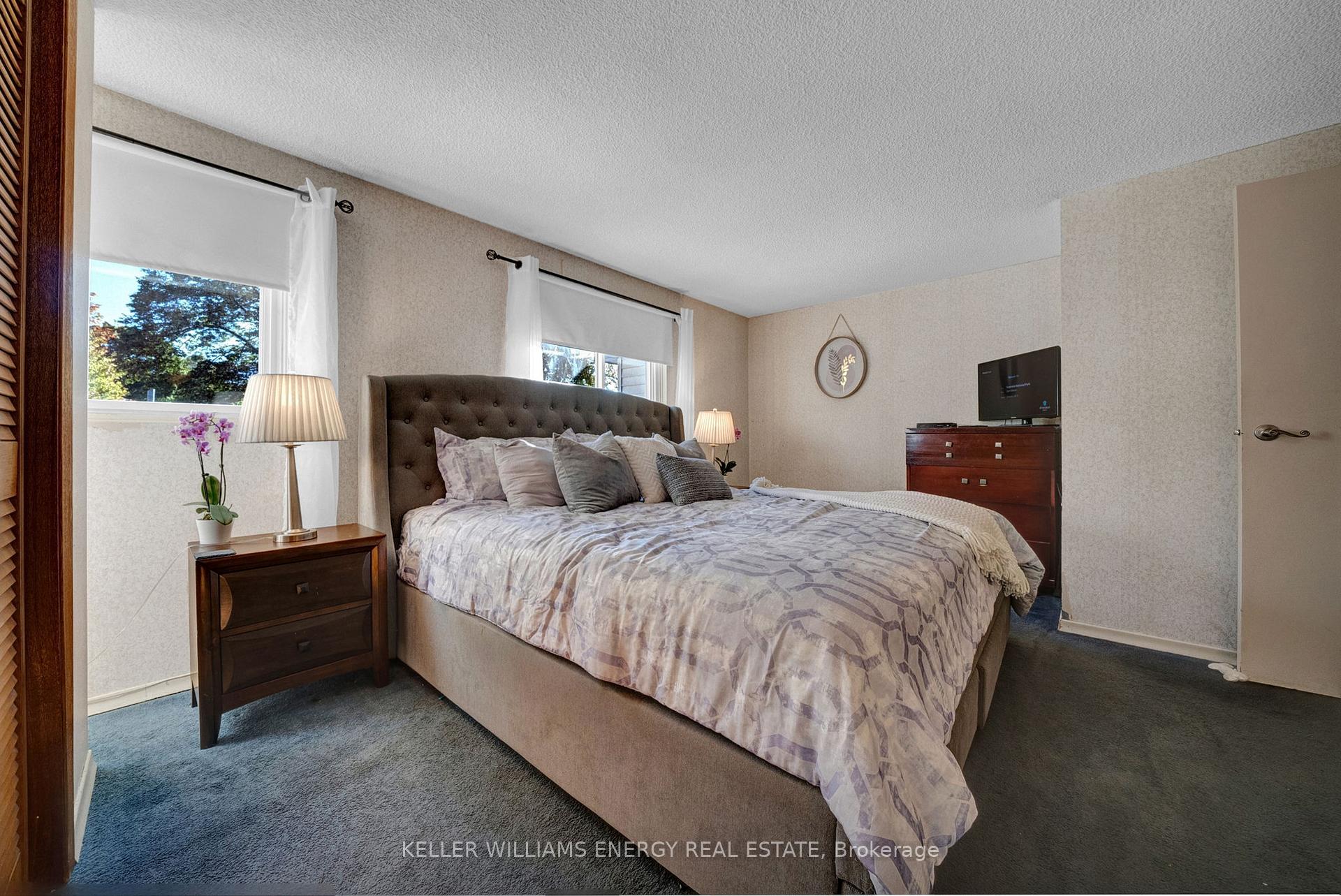 Photo 18 of 518 Camelot Drive, Oshawa, Eastdale — HOMEH