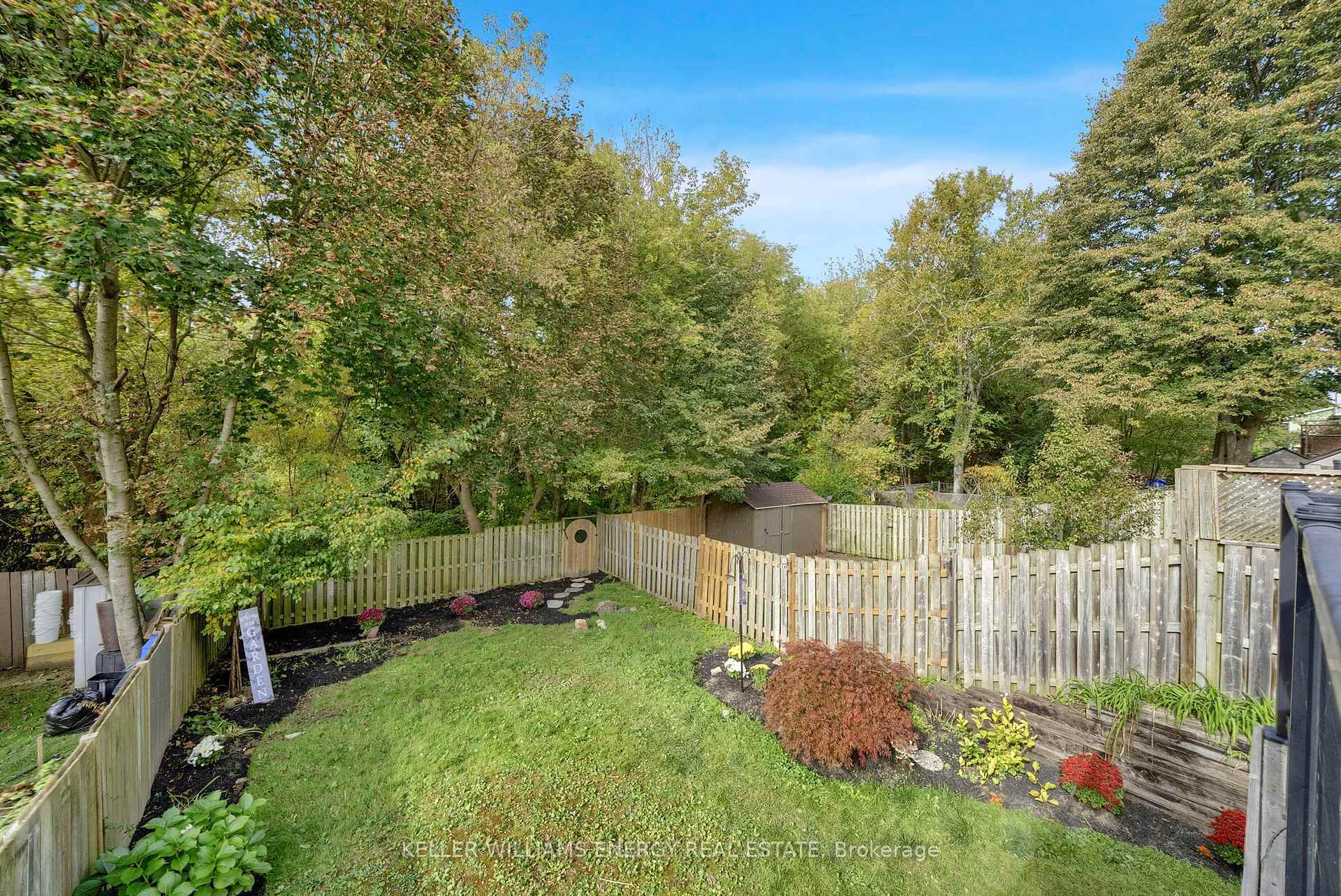 Photo 30 of 518 Camelot Drive, Oshawa, Eastdale — HOMEH