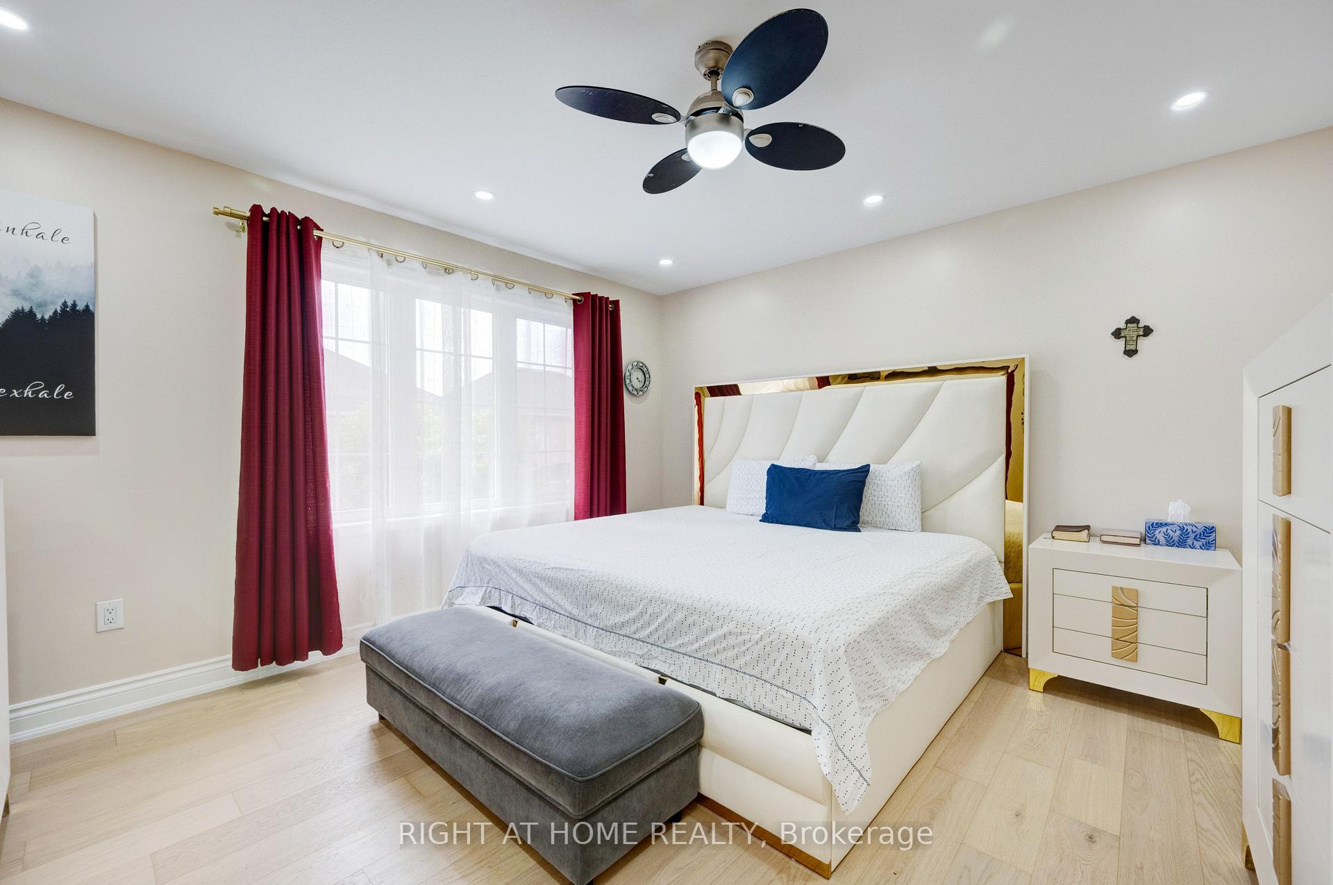 Photo 20 of 693 Switzer Crescent, Milton, Coates — HOMEH
