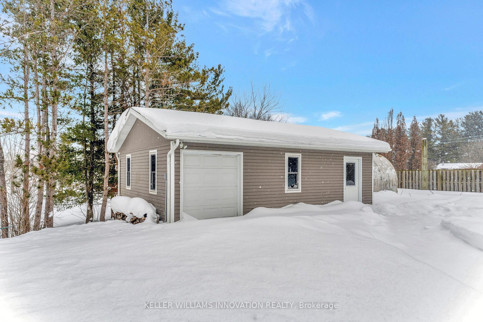 Photo 3 of 8673 Crayton Street, North Perth, Wallace — HOMEH