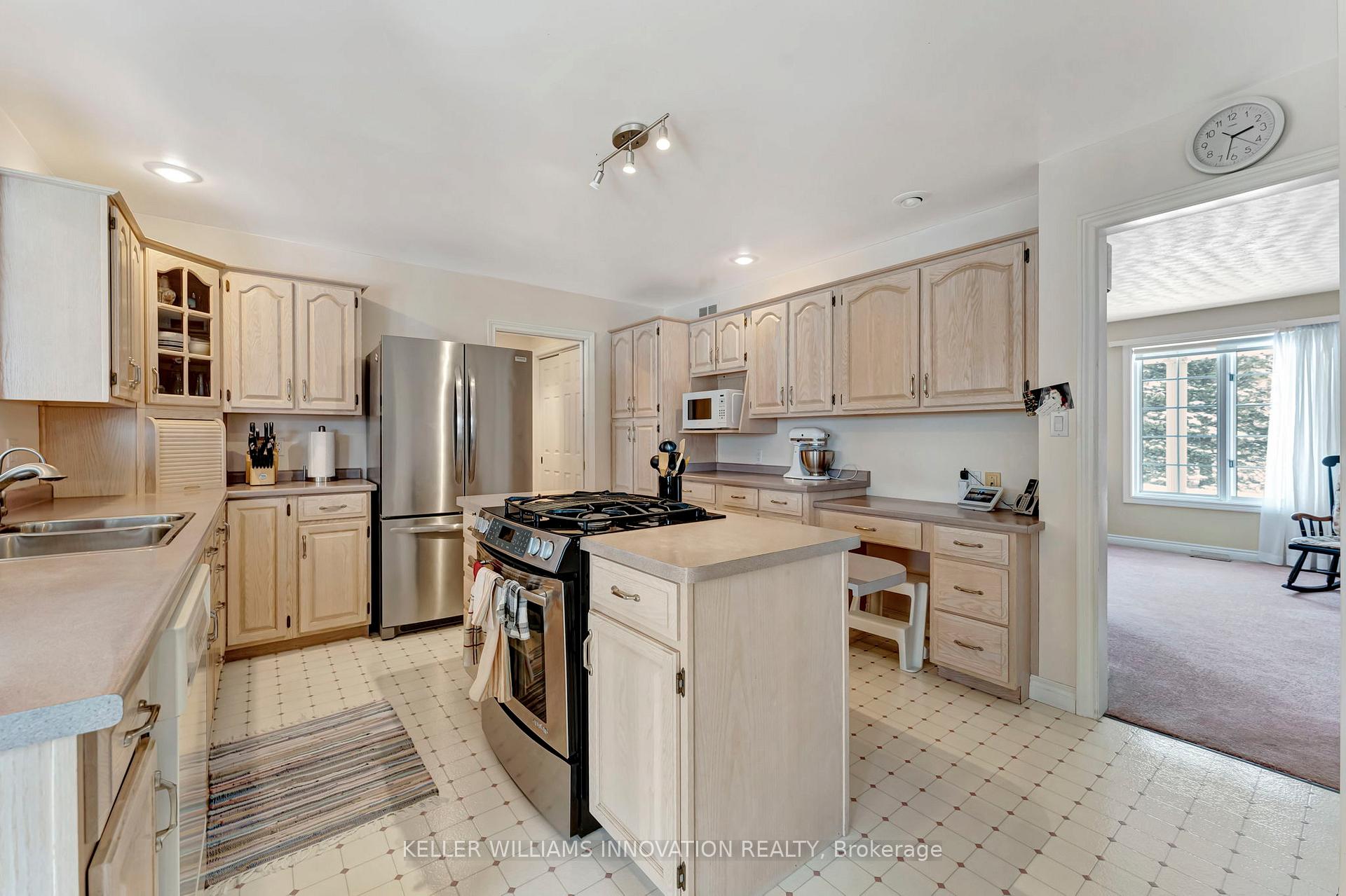 Photo 8 of 8673 Crayton Street, North Perth, Wallace — HOMEH