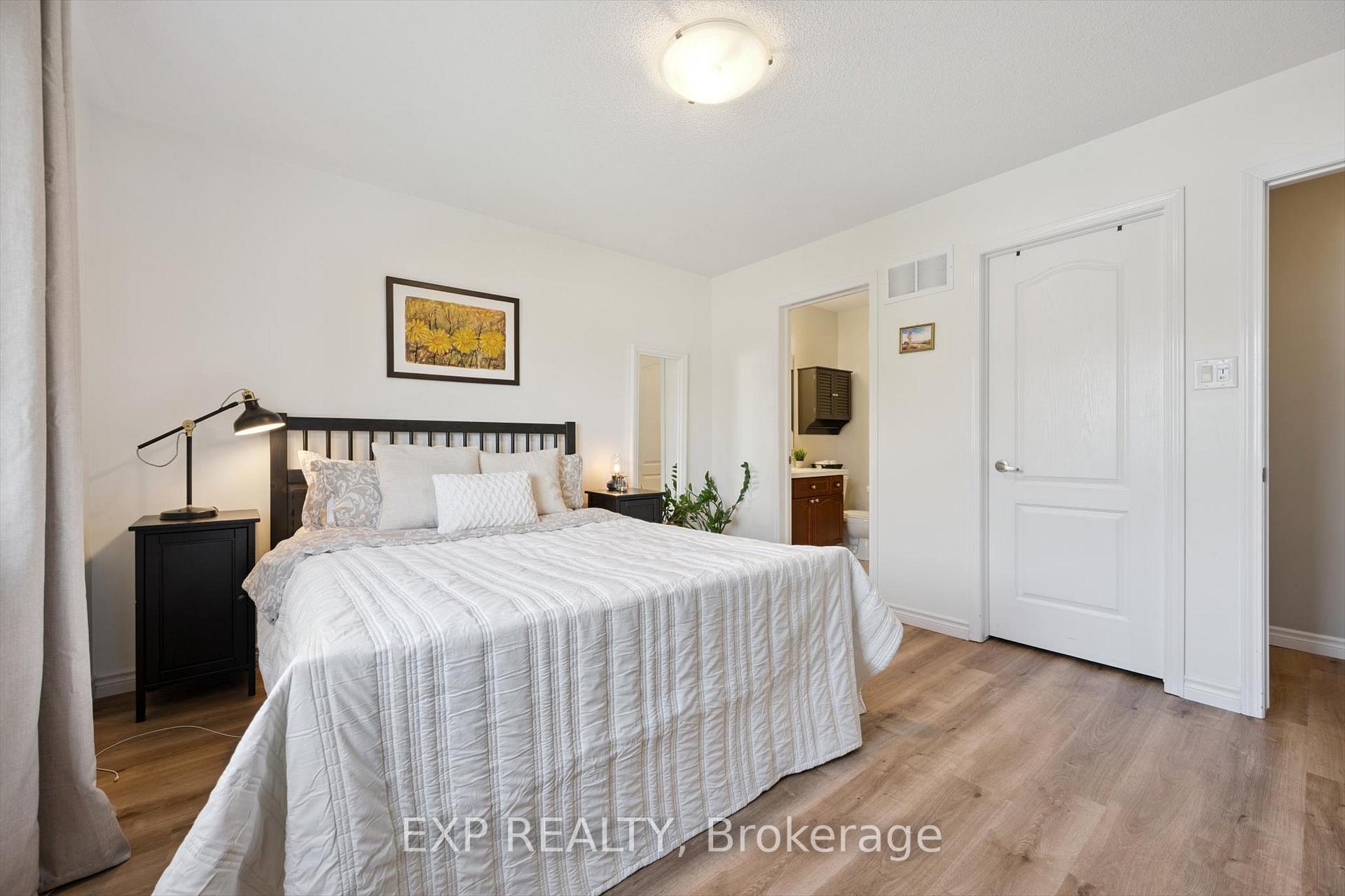 Photo 18 of 747 Shortreed Crescent, Milton, Coates — HOMEH