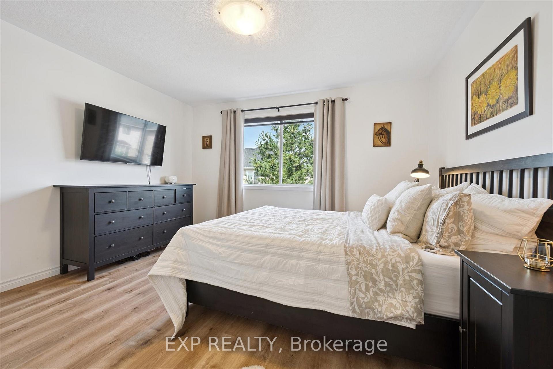 Photo 12 of 747 Shortreed Crescent, Milton, Coates — HOMEH