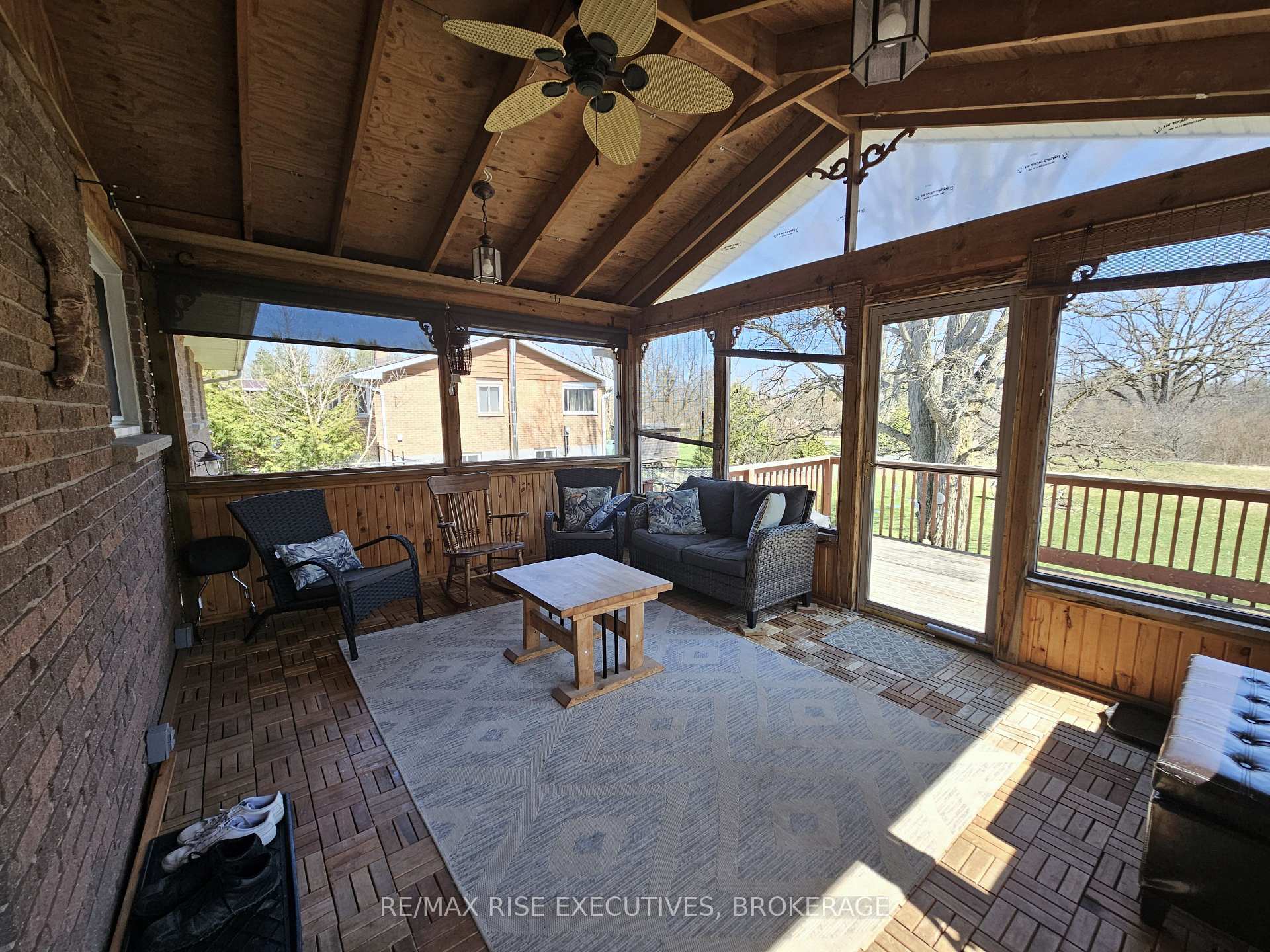 Photo 23 of 2502 Leeman Road, Kingston, City North of 401 — HOMEH