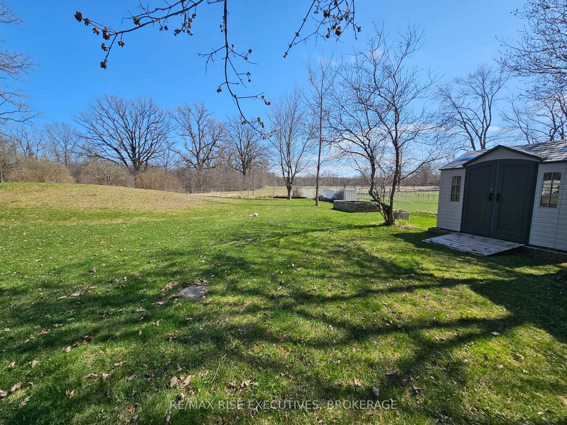 Photo 27 of 2502 Leeman Road, Kingston, City North of 401 — HOMEH