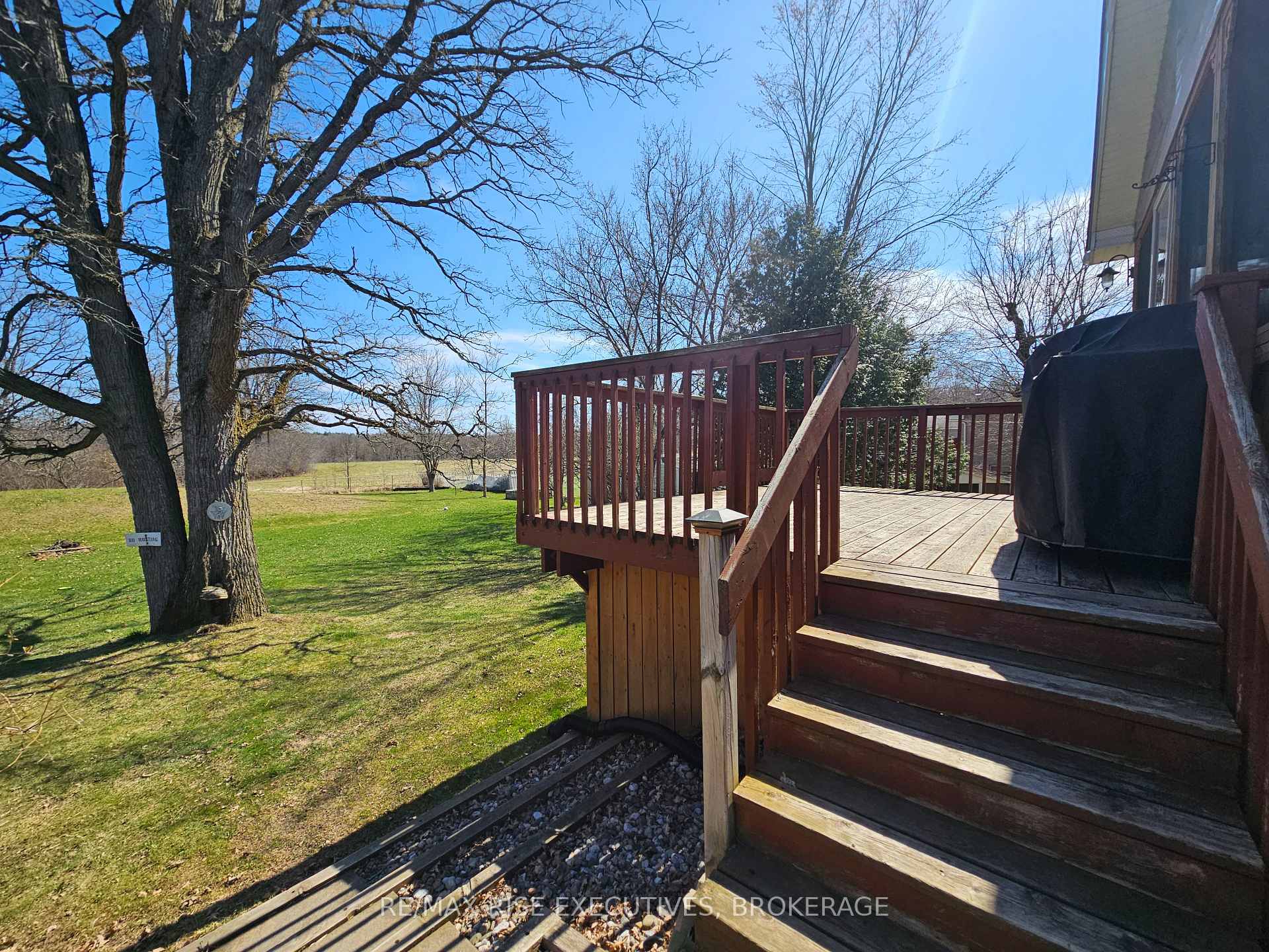 Photo 29 of 2502 Leeman Road, Kingston, City North of 401 — HOMEH