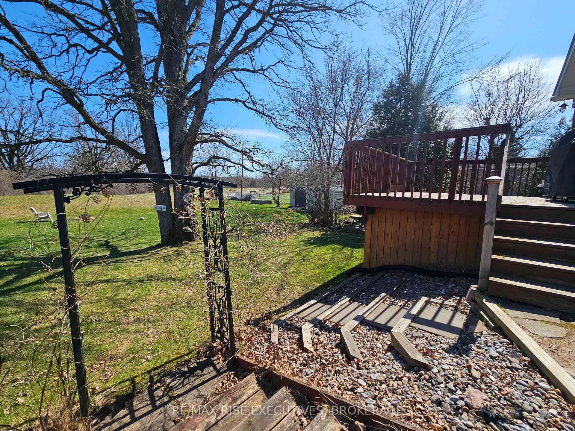 Photo 30 of 2502 Leeman Road, Kingston, City North of 401 — HOMEH