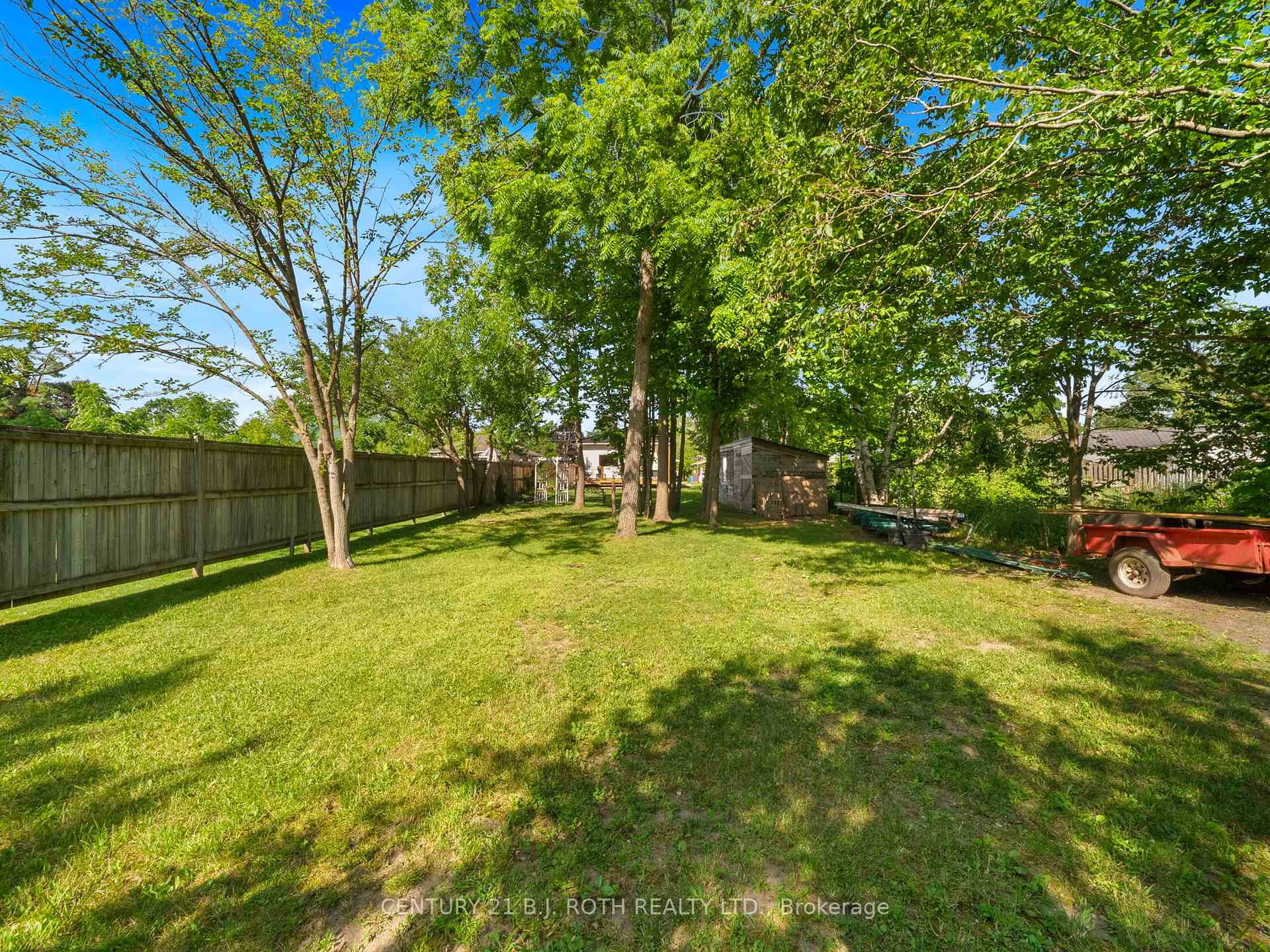 Photo 34 of 445 Peter Street N, Orillia — HOMEH